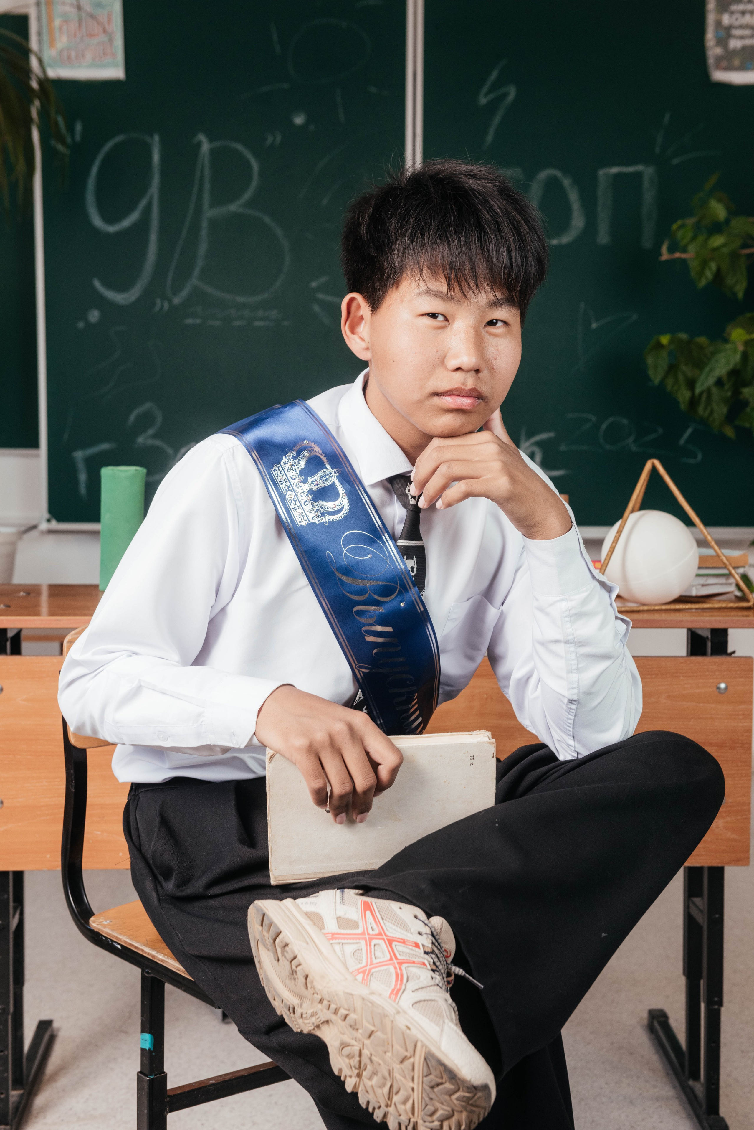 Выпускной фотоальбом для средней школы. Фотограф Эллина Дар г. Улан-Удэ