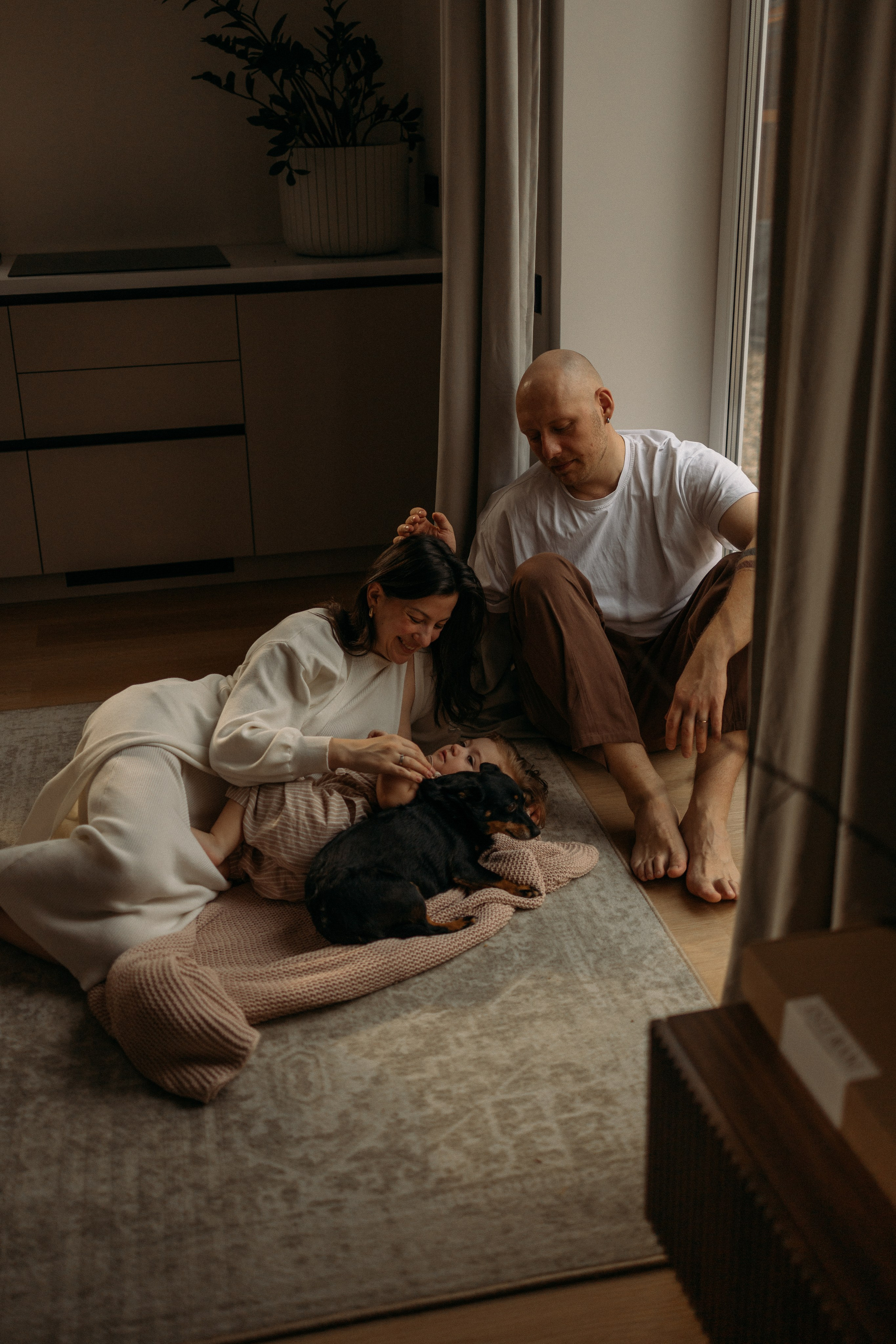 Семейные фотографии дома. Семейный и детский фотограф Москва