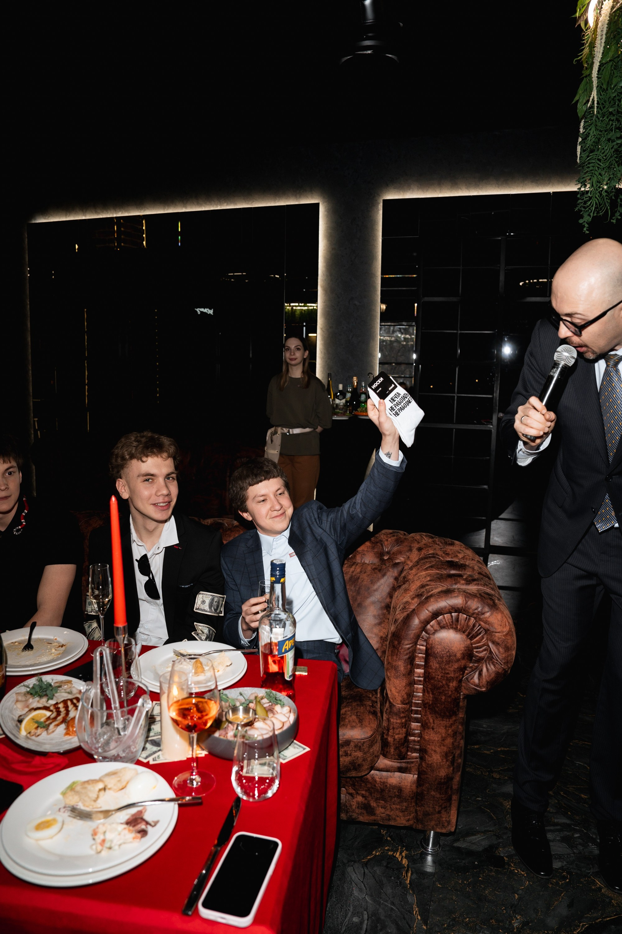 18 ЛЕТ. Женский портрет