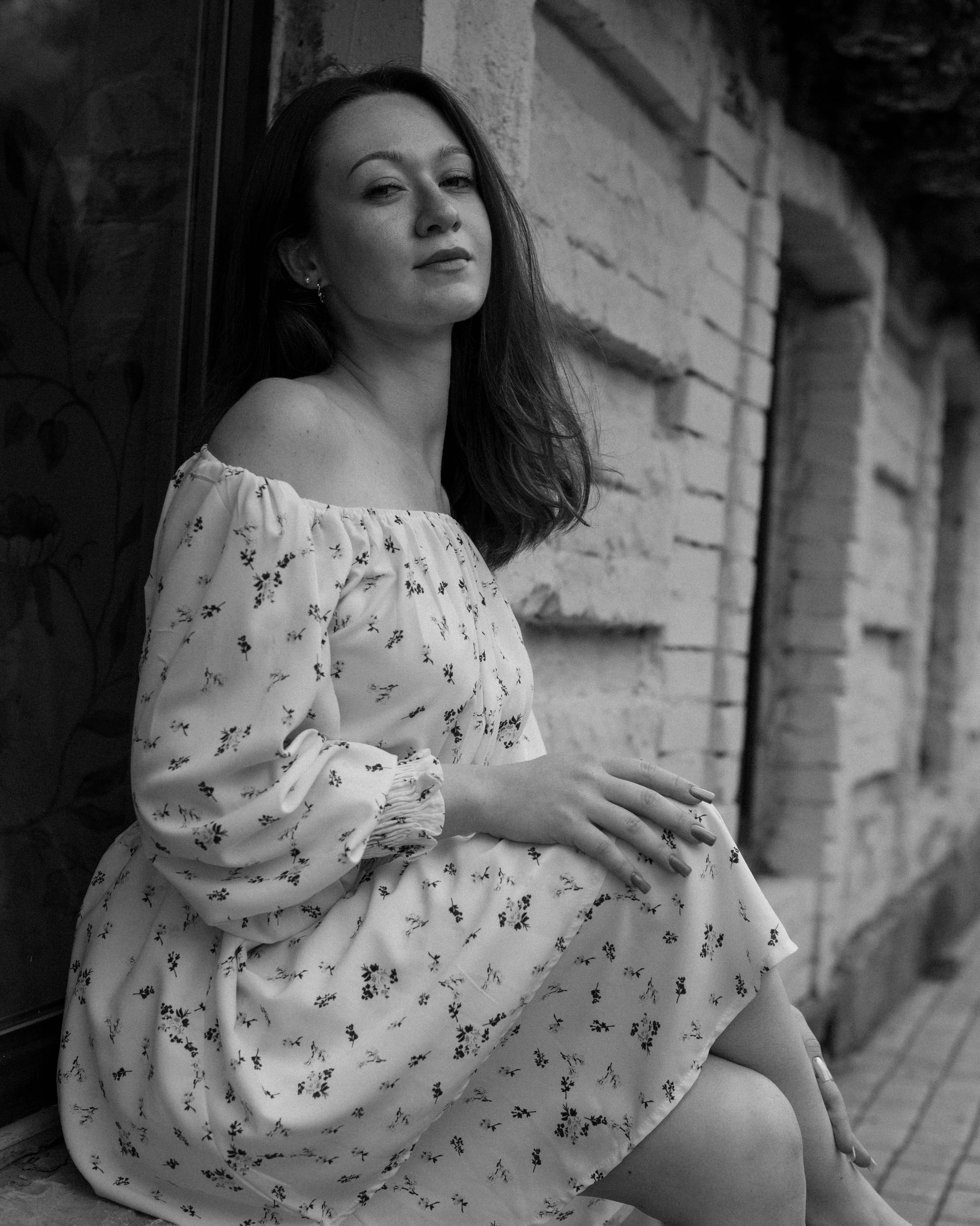 Настя. Женский фотограф. Создатель украшений ручной работы. Модель
