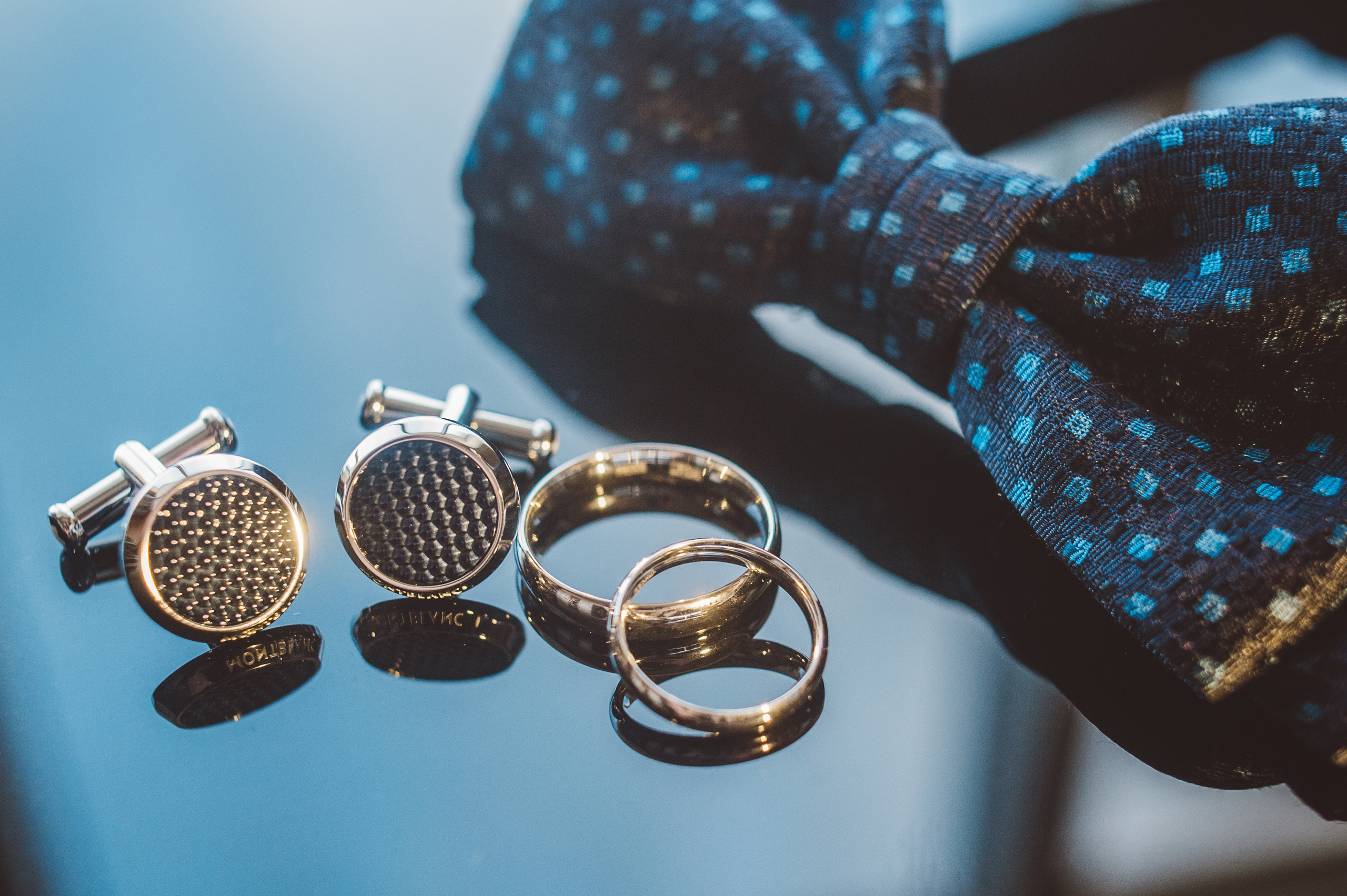 Свадебная фотосессия в Свиссотель Красные Холмы и Ботаническом саду. Семейный фотограф в Москве Елена Снегирева