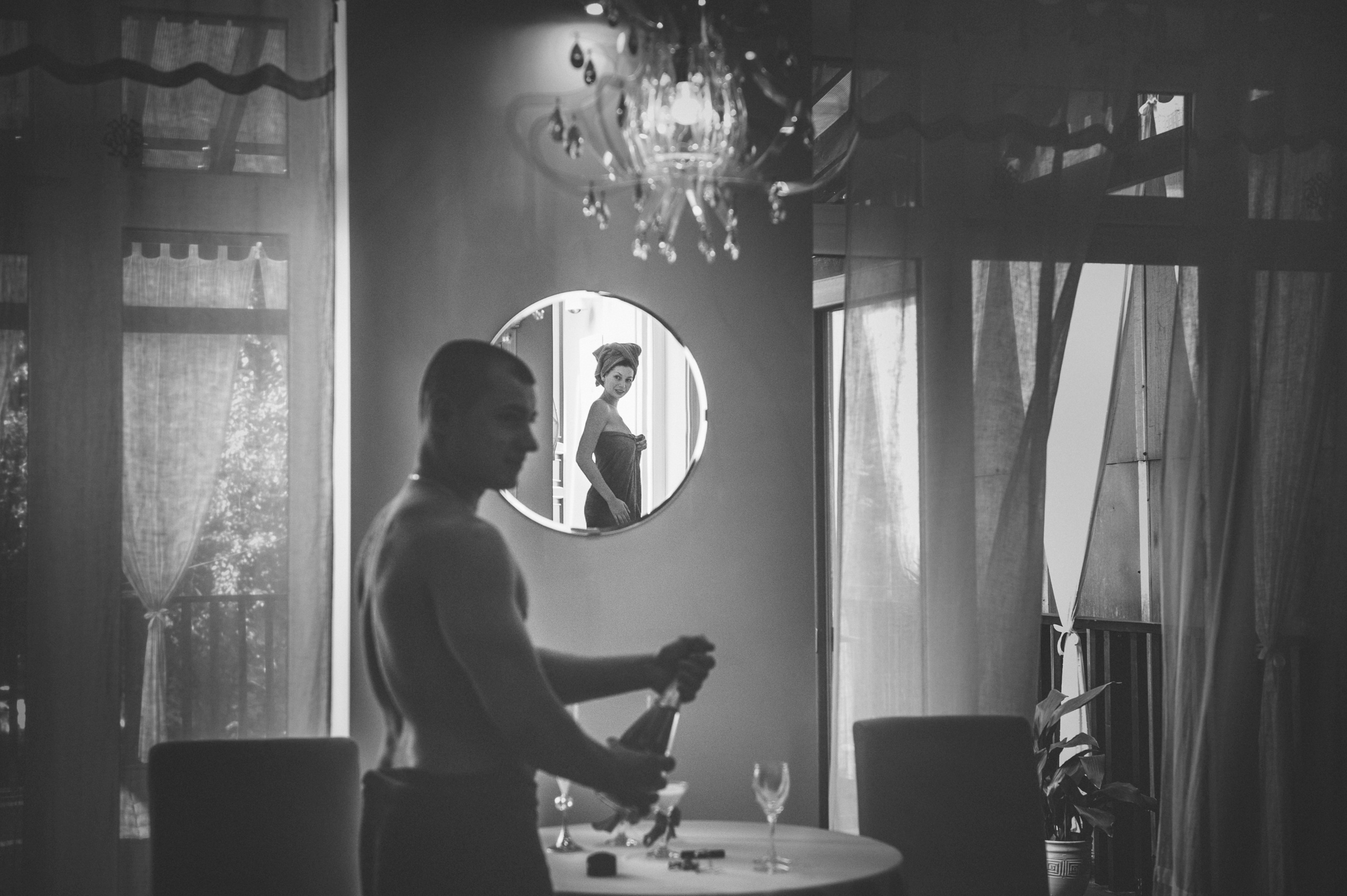 Свадебная фотосессия в Подмосковном отеле. Семейный фотограф в Москве Елена Снегирева