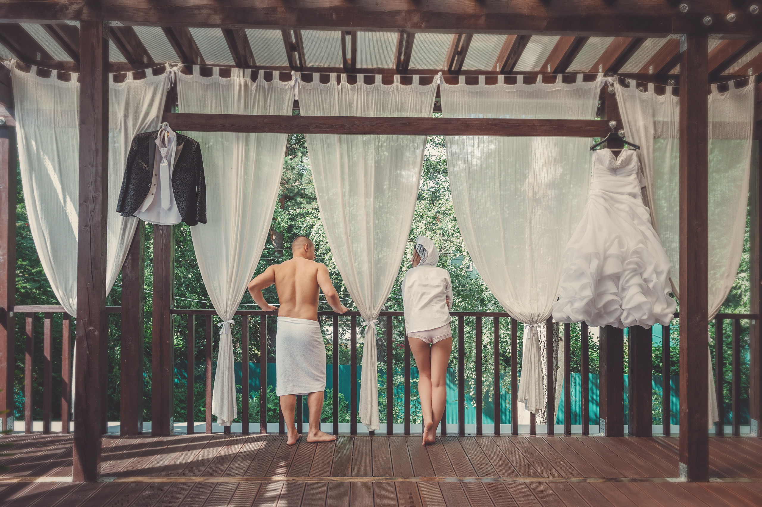 Свадебная фотосессия в Подмосковном отеле. Семейный фотограф в Москве Елена Снегирева