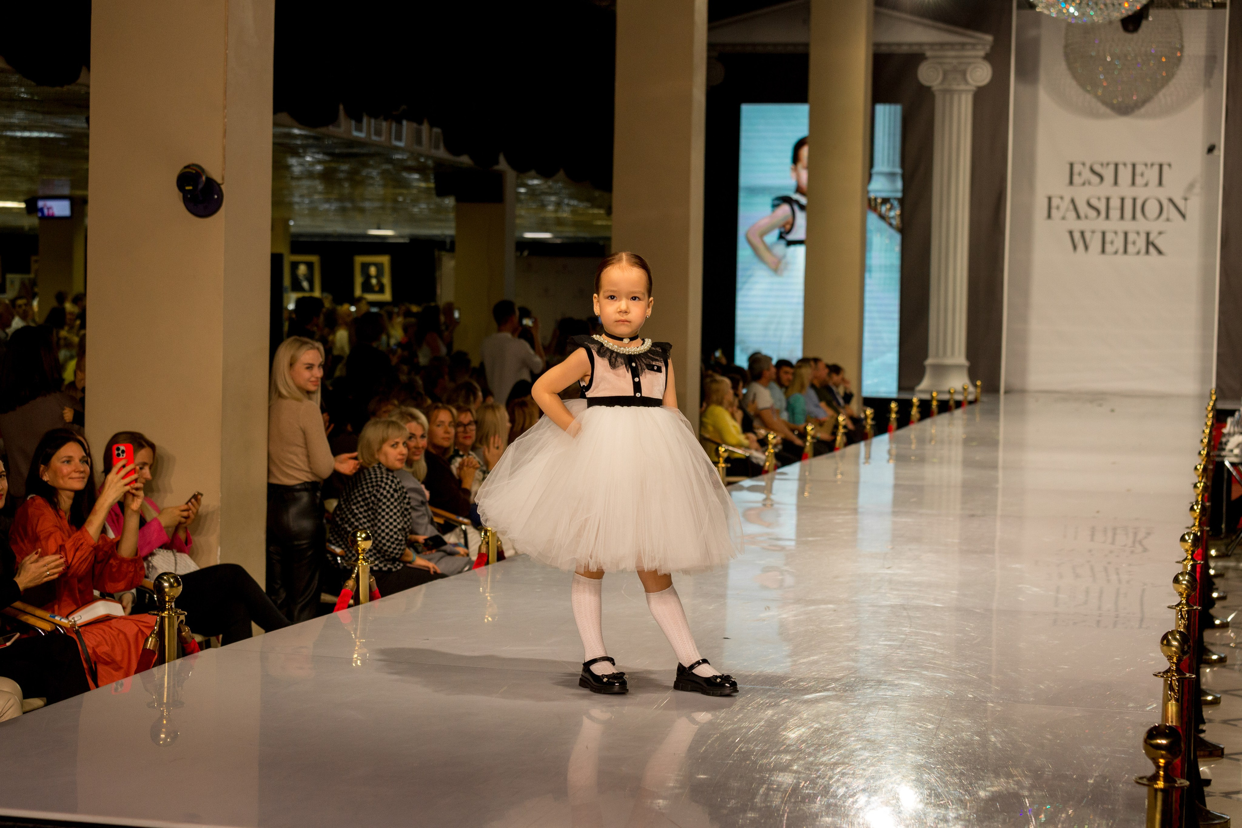 ESTET FASHION WEEK. Репортажный, семейный, свадебный, портретный фотограф