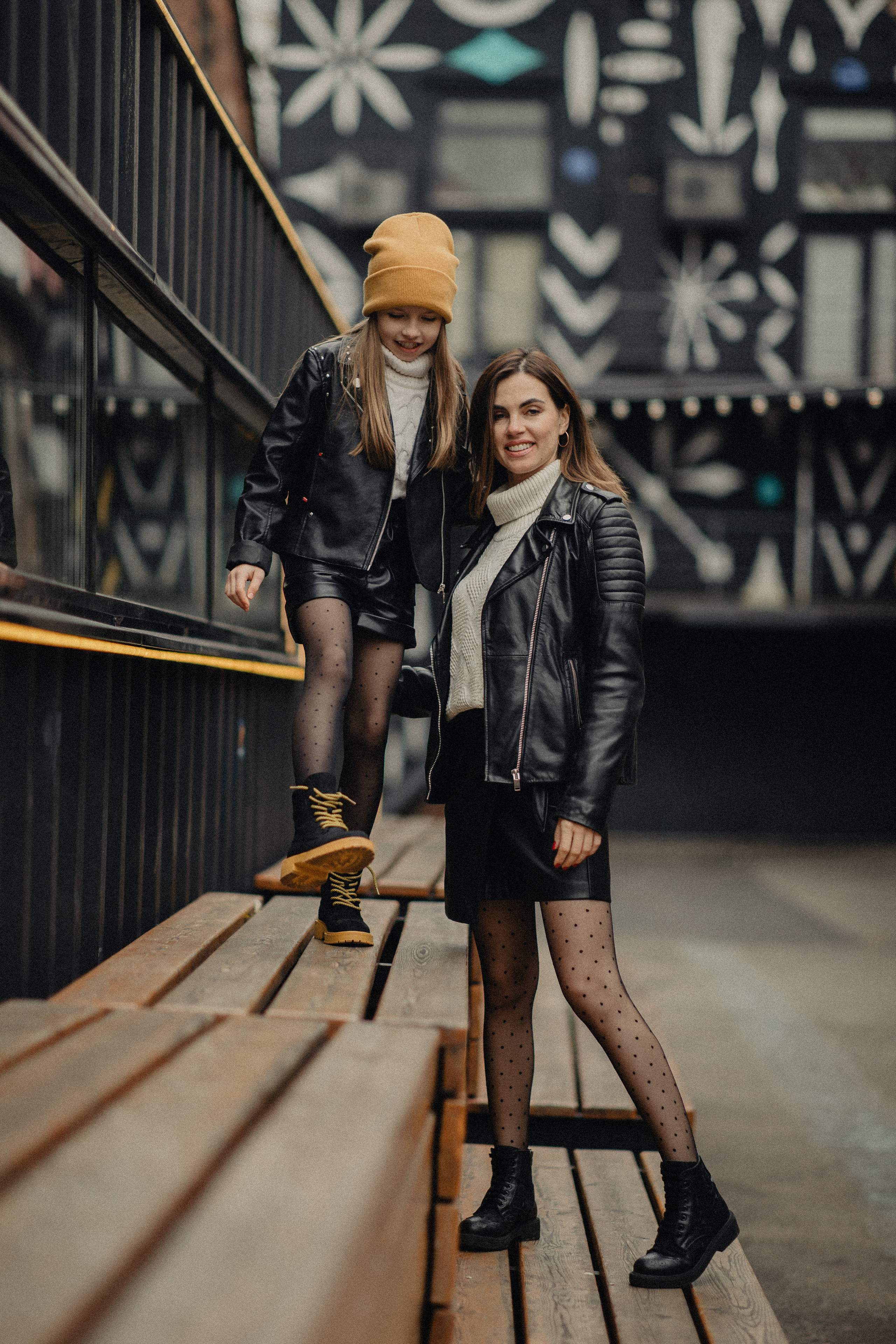 Городская прогулка_Катя и Ириша. Анастасия Желамская. Фотограф. Москва