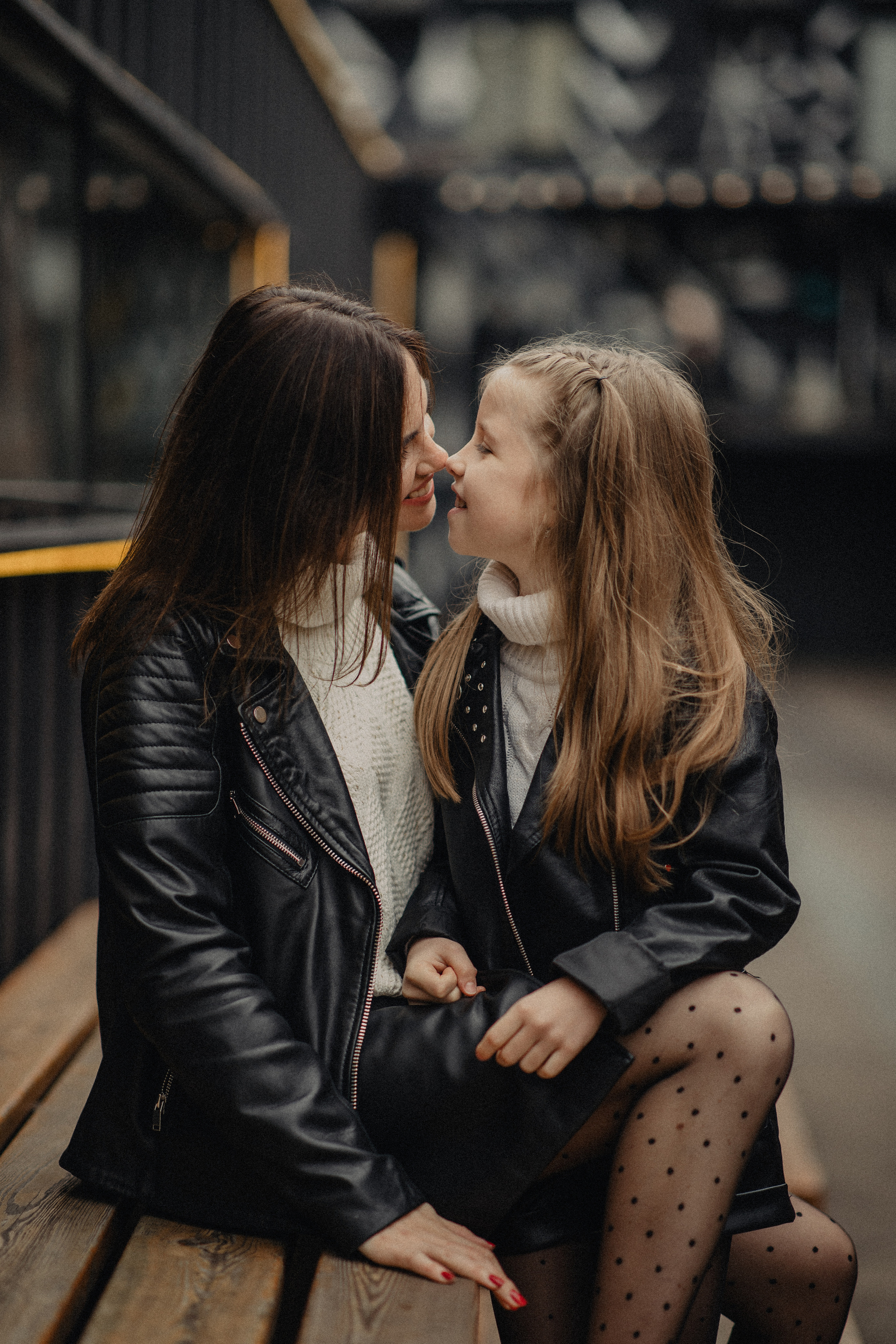 Городская прогулка_Катя и Ириша. Анастасия Желамская. Фотограф. Москва