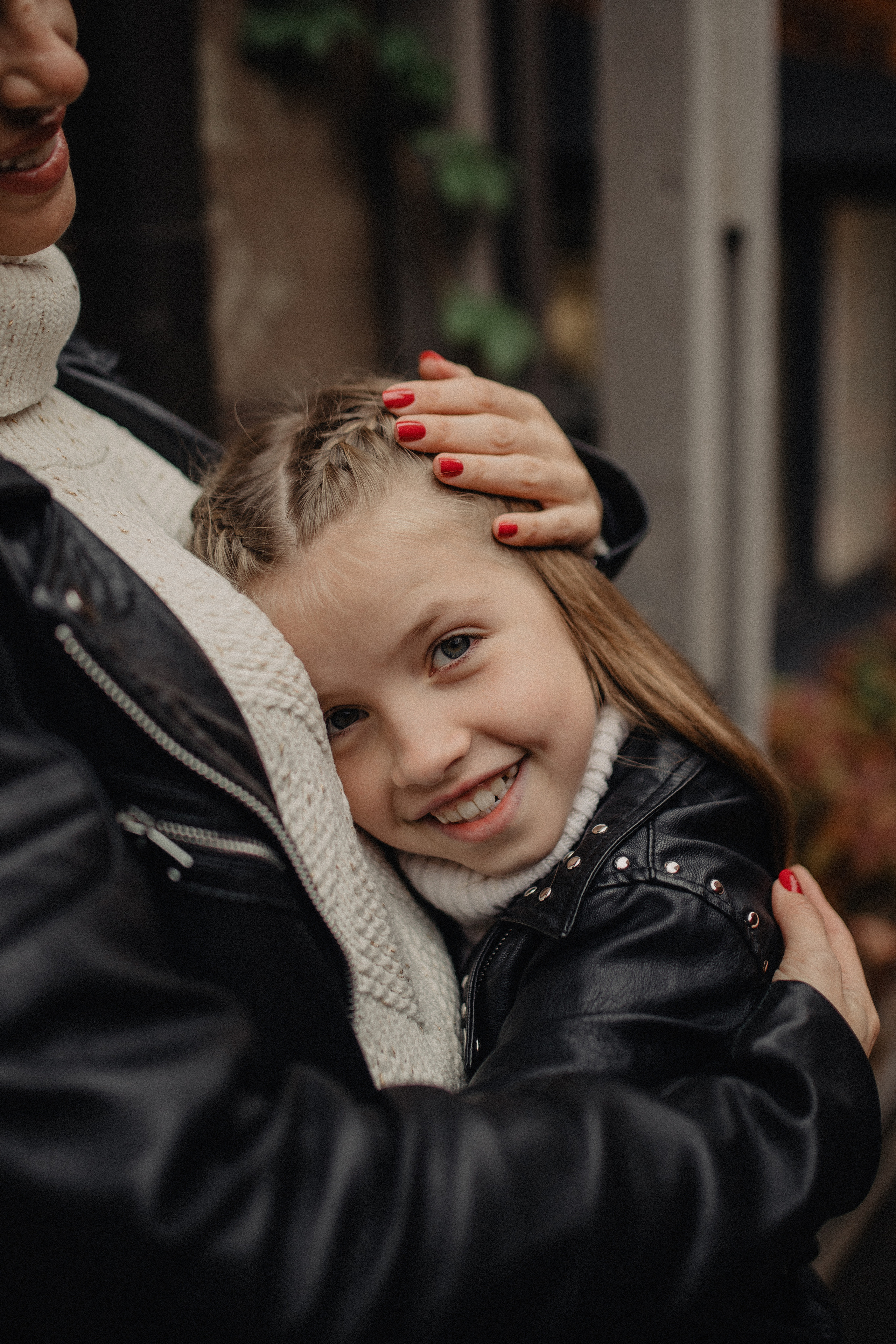 Городская прогулка_Катя и Ириша. Анастасия Желамская. Фотограф. Москва