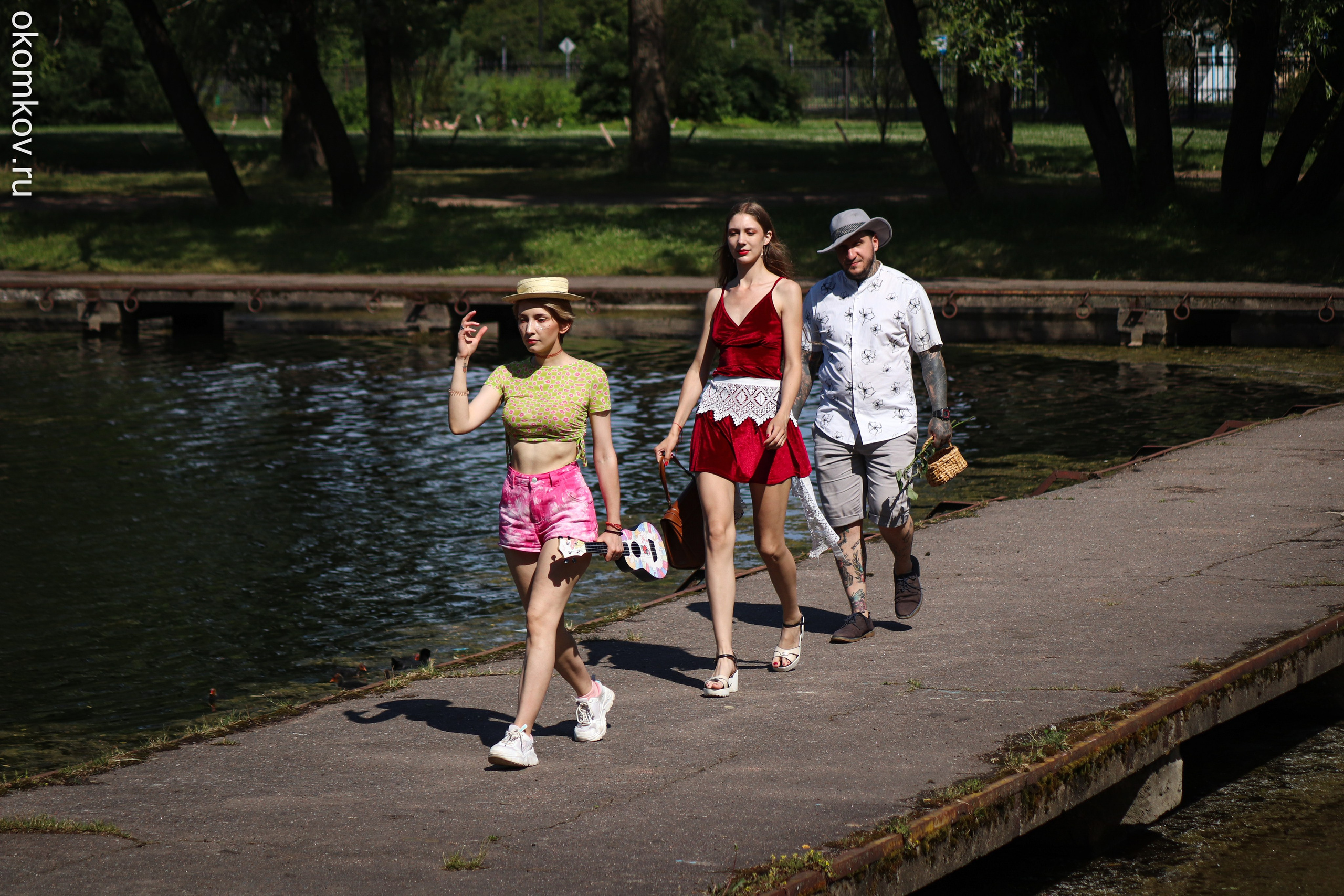 Показ образов на пирсе Московского парка Победы. Ивентный фотограф в Санкт-Петербурге Олег Комков
