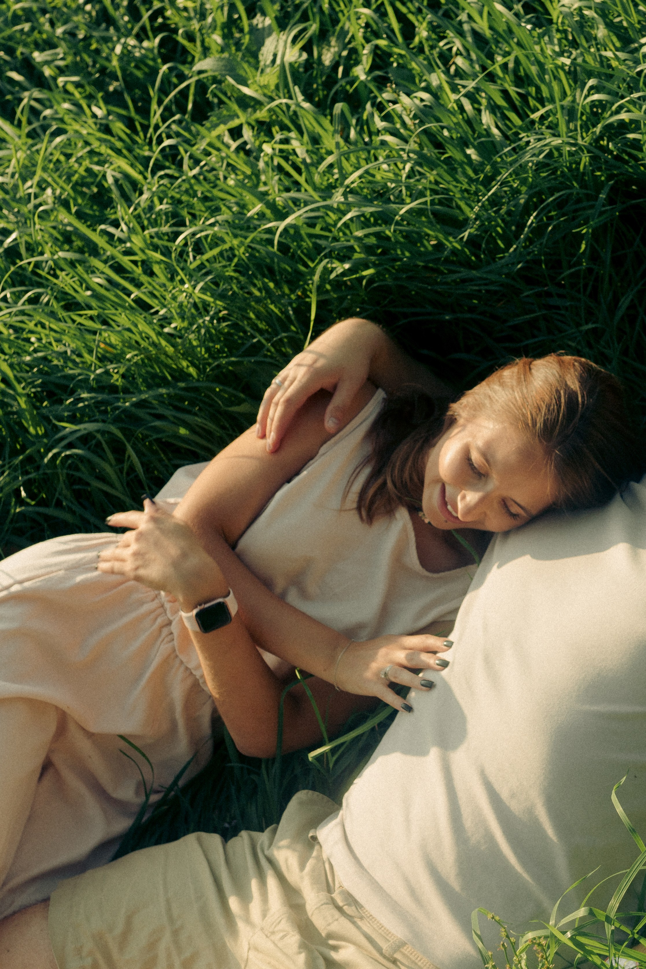 Прогулка по лесу на велосипедах. Свадебный фотограф Казань