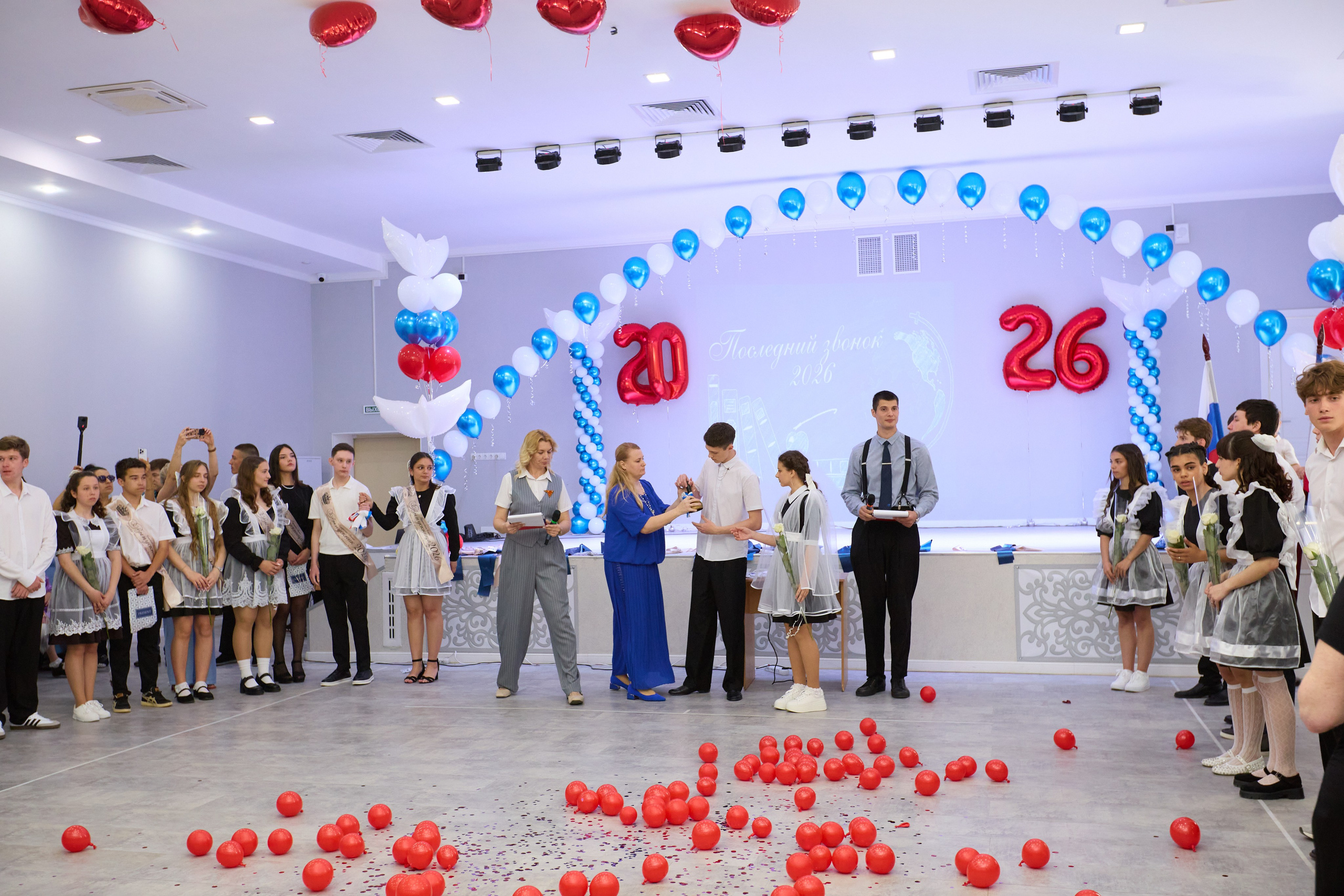 Последний звонок 6 шк 11А Саки. Фотограф в Крыму Светлана Викулова