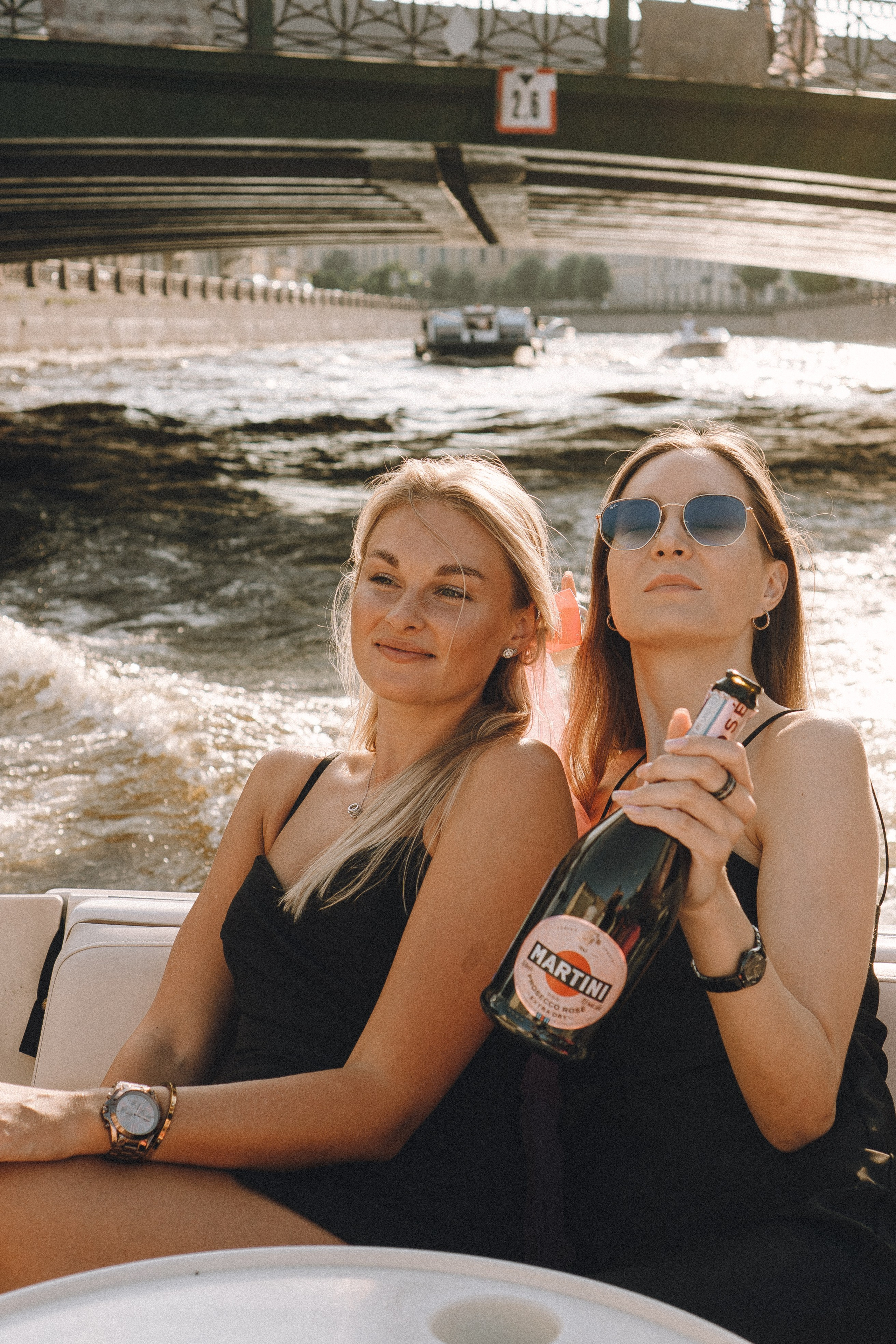 ДЕВИЧНИК НА КАТЕРЕ. Профессиональный фотограф, Санкт-Петербург — Виктория Богомолова