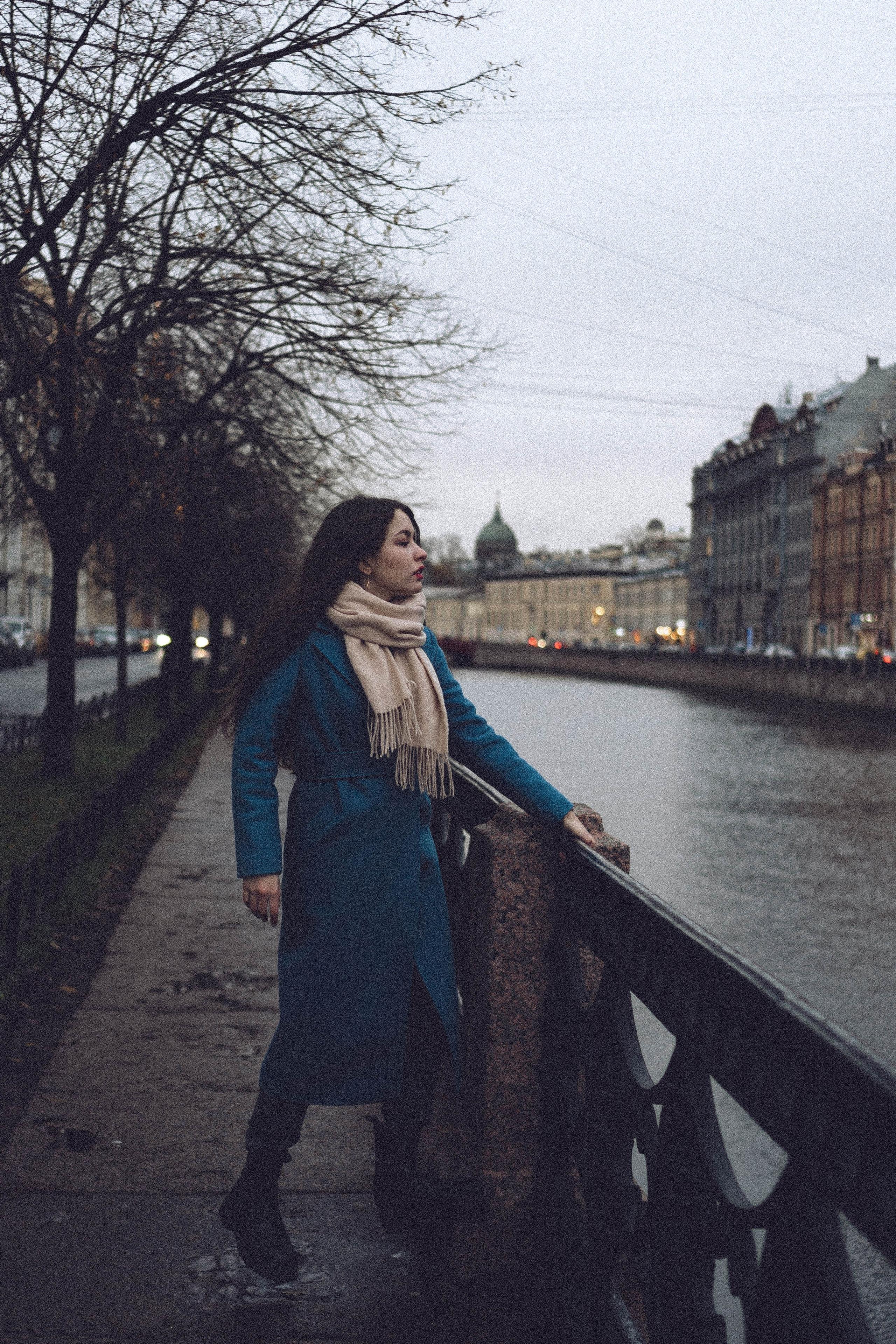 Прогулочная фотосессия по центру. Профессиональный фотограф, Санкт-Петербург — Виктория Богомолова