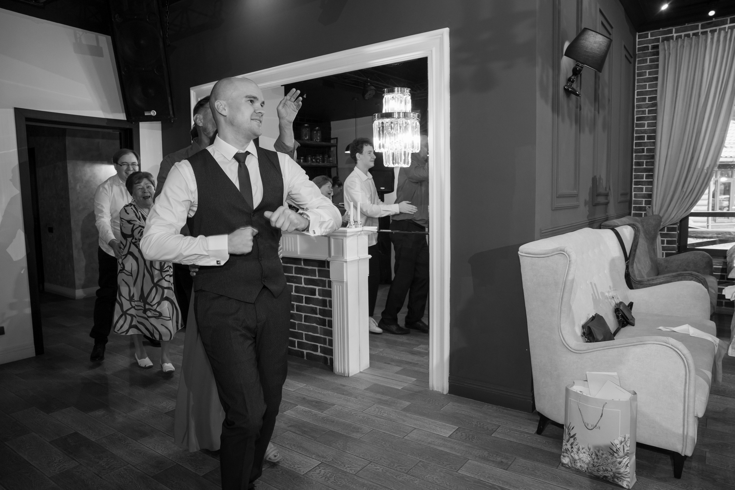 Полина и Дмитрий, загородный клуб «Барин», ЗАГС в г. Пушкино. Свадебный и репортажный фотограф (Москва, Королев и другие)