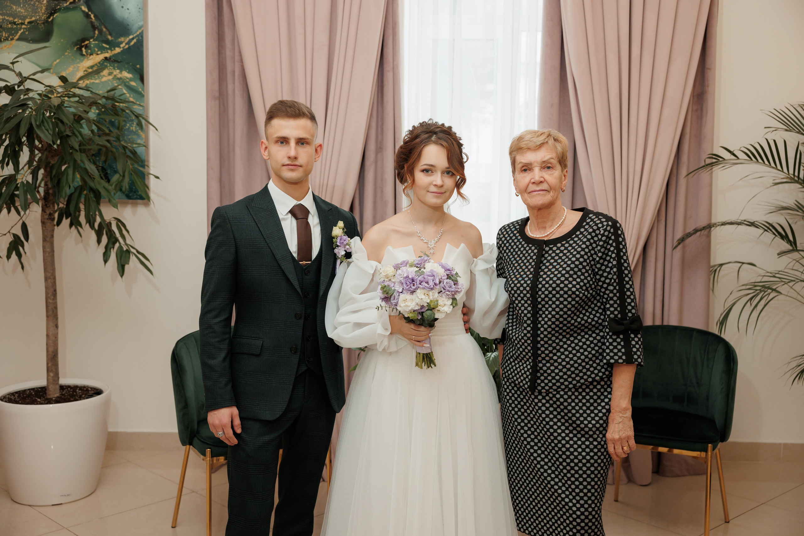 Константин и Дарья, ЗАГС ВДНХ, отель Soluxe, ресторан «Антик». Свадебный и репортажный фотограф (Москва, Королев и другие)