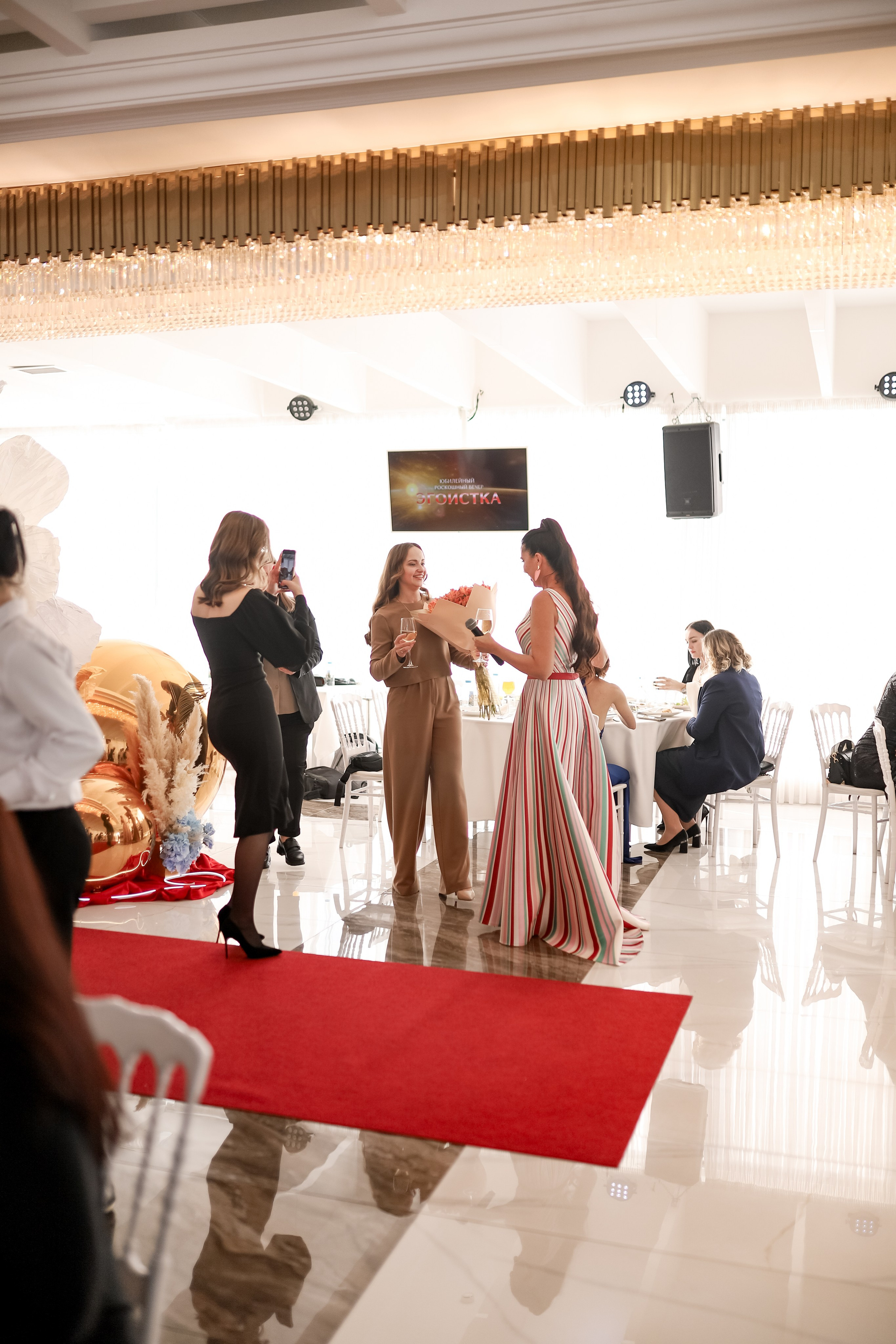 Роскошный вечер Наталии Карамянц