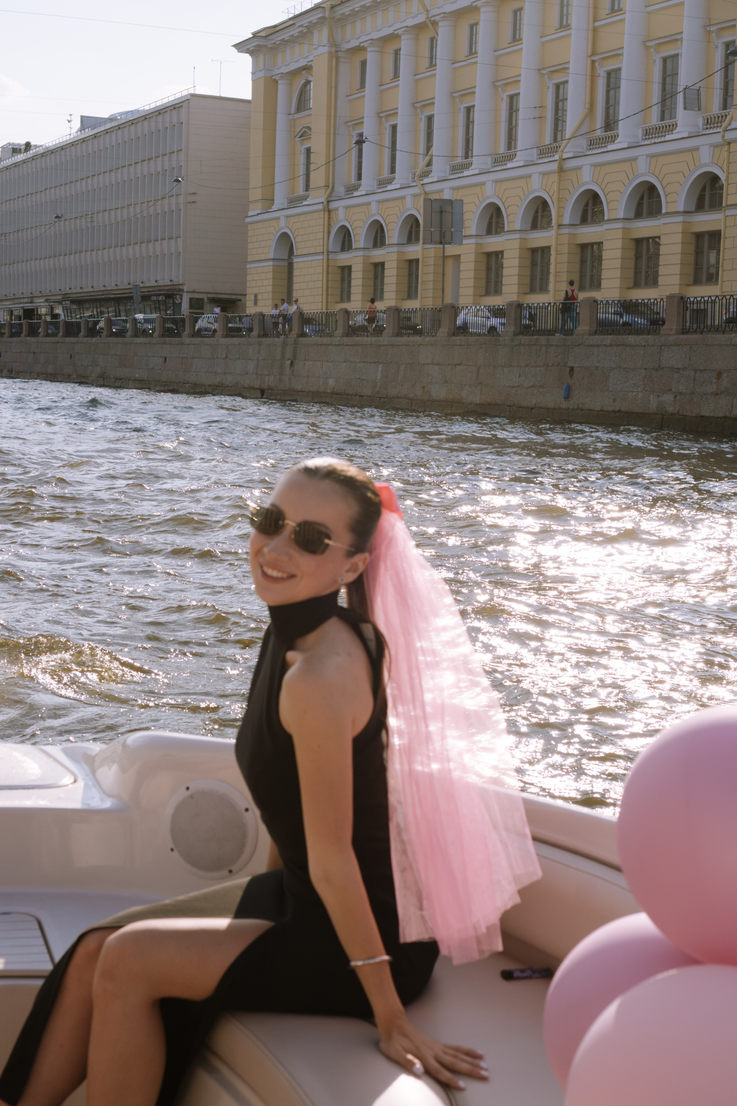 ДЕВИЧНИК НА КАТЕРЕ. Профессиональный фотограф, Санкт-Петербург — Виктория Богомолова