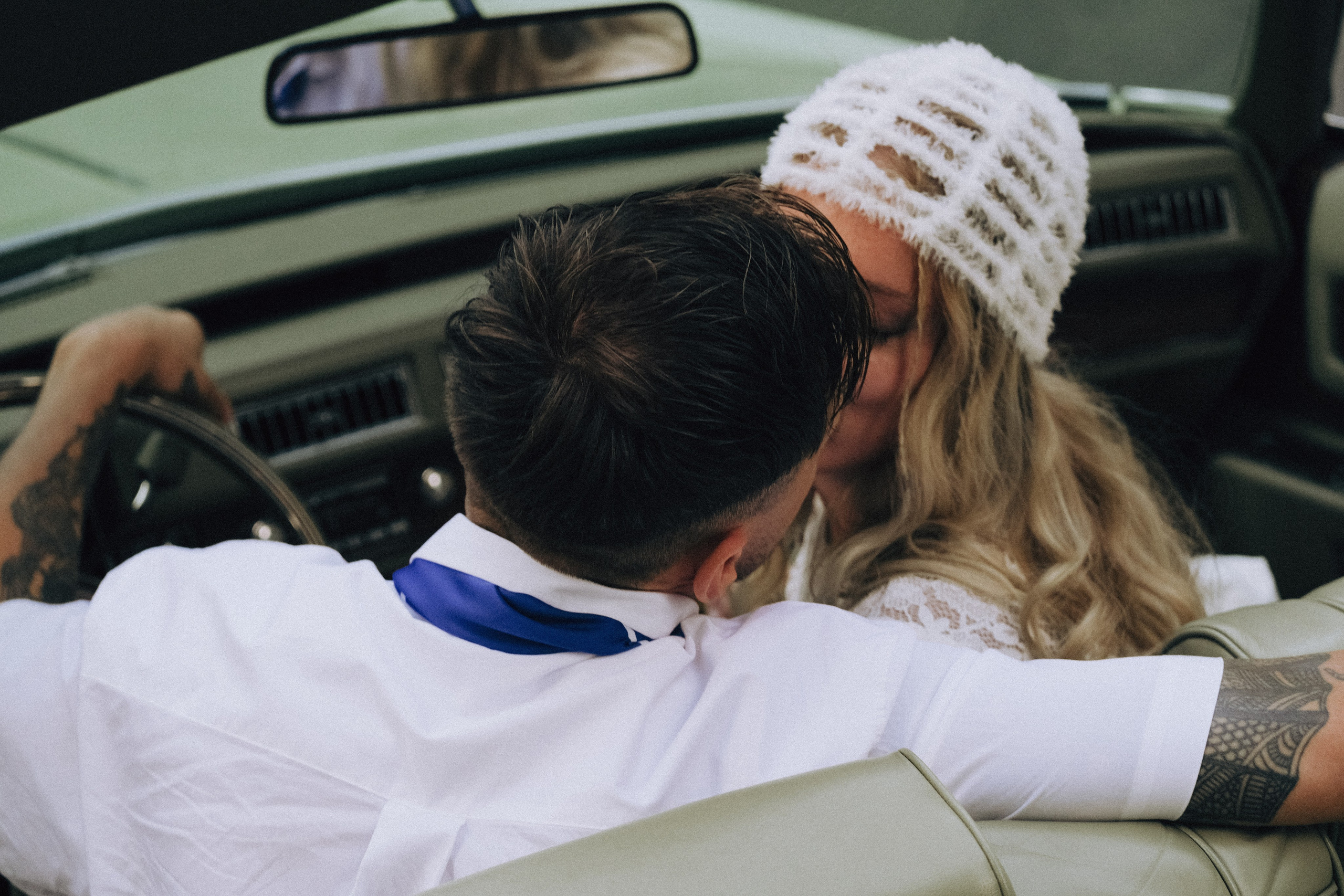 СВАДЕБНАЯ СЬЕМКА С КАБРИОЛЕТОМ В САНТК-ПЕТЕРБУРГЕ НА ПЕТРОГРАДКЕ В ОТЕЛЕ ПАНОРАМИКА. Профессиональный фотограф, Санкт-Петербург — Виктория Богомолова