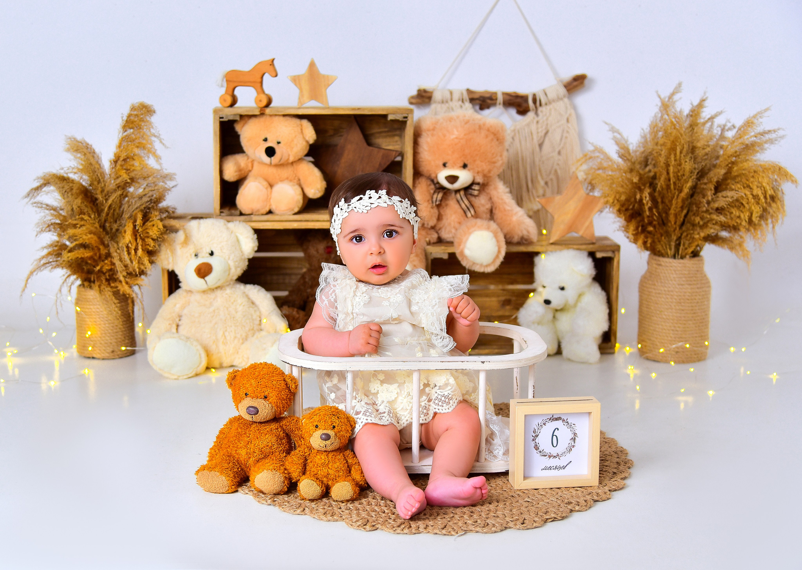 Малышки Антураж