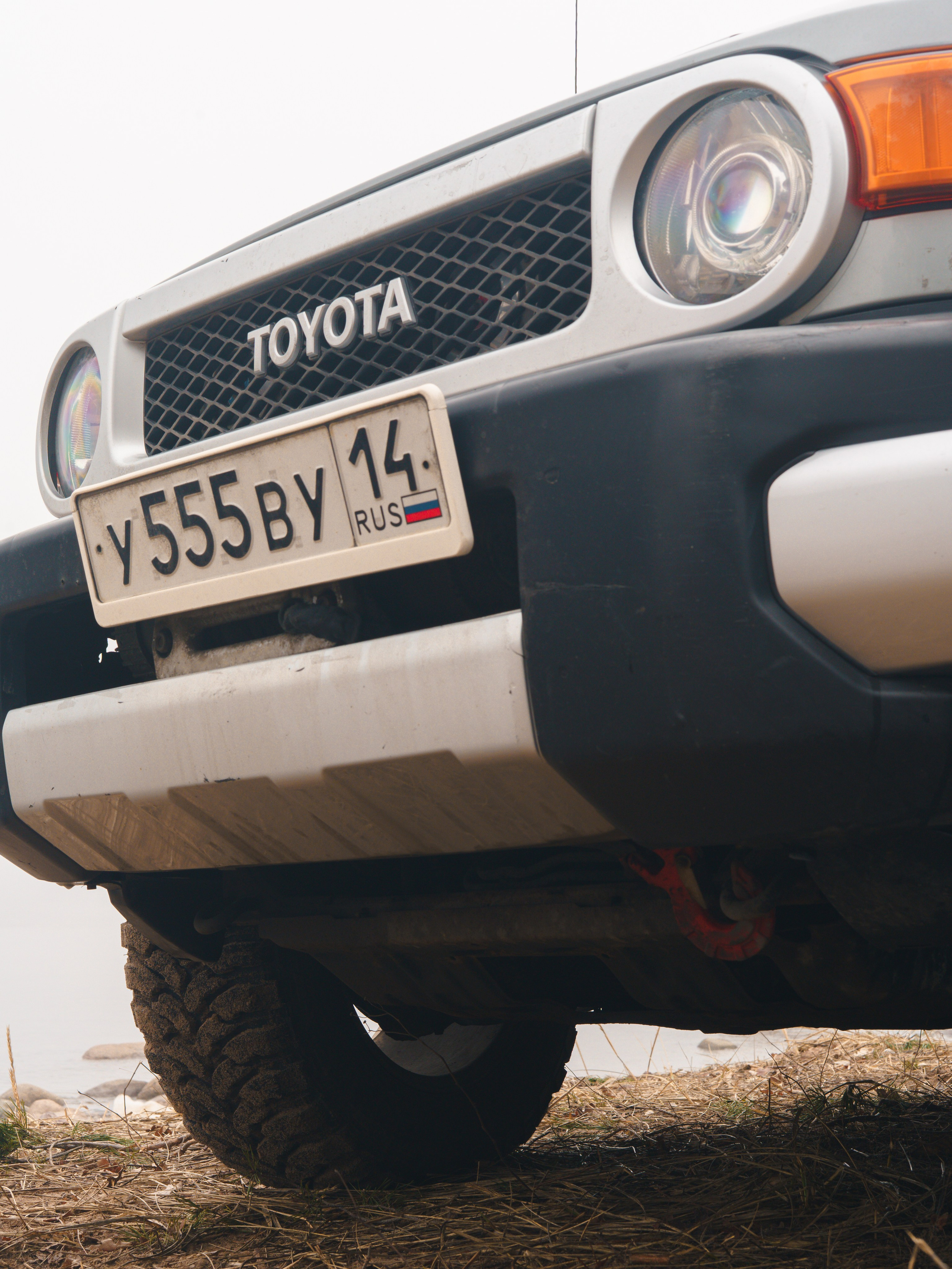 Штатная лебедка Toyota FJ Cruiser