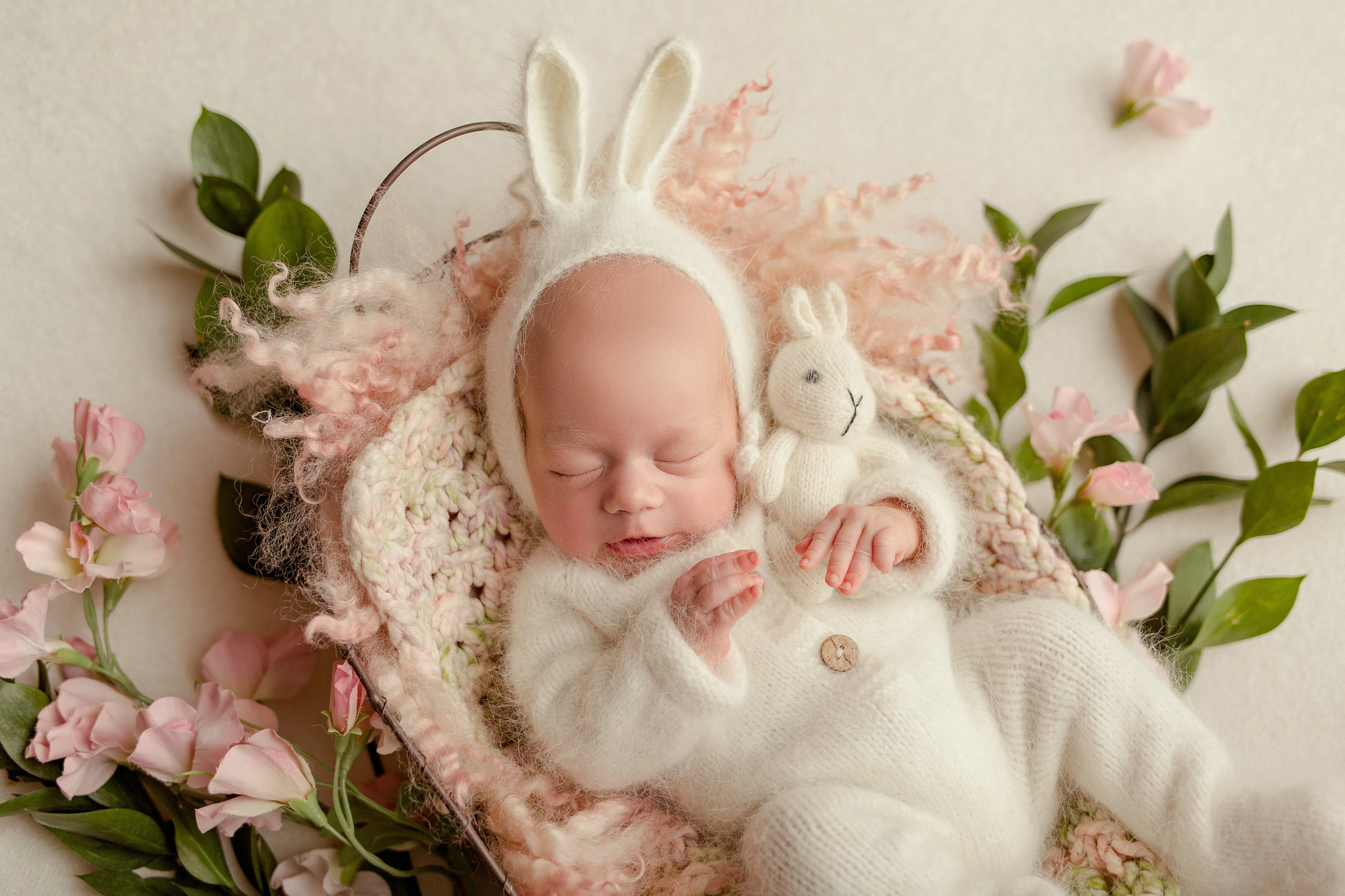Ньюборн девочки. Фотограф новорожденных, семейный, детский фотограф в Москве и Московской области