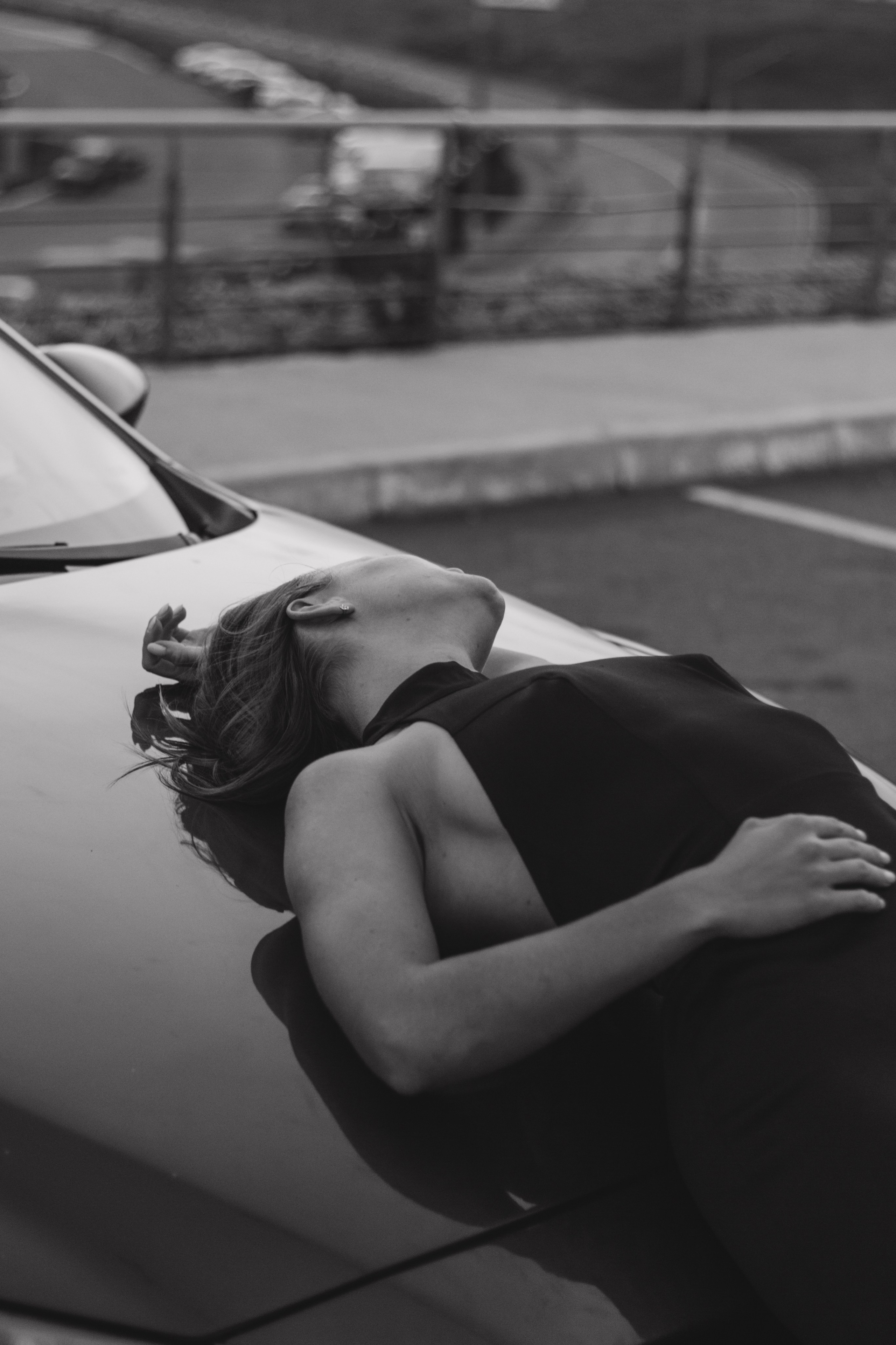 Girl and Car. Фотограф Красноярск Архипова Алина