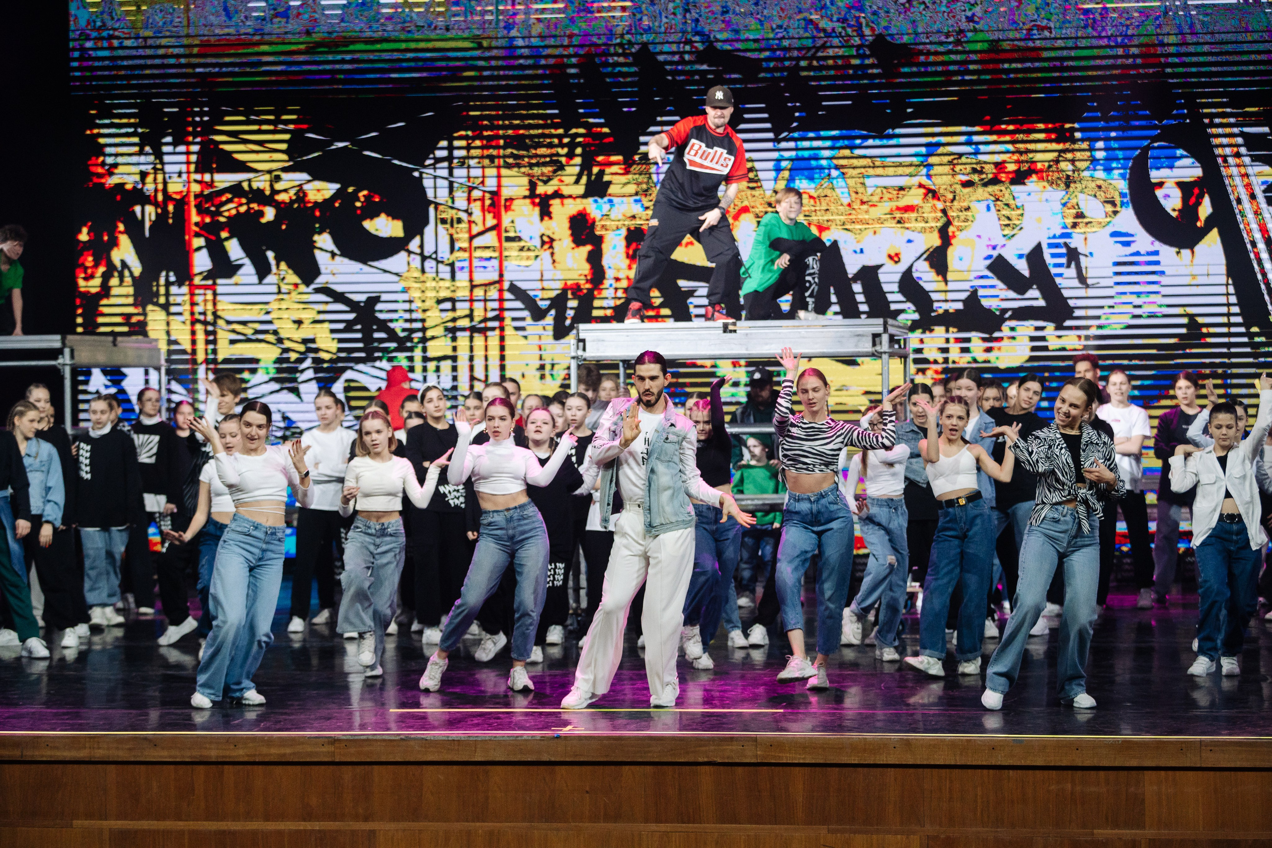 Harleen Joker's dance studio. Репортажный фотограф Красноярск Алекс Чампакхам