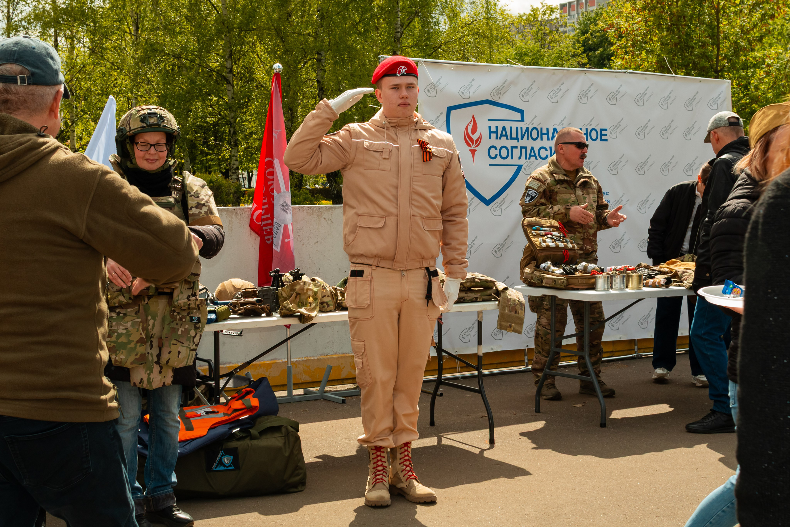 Репортаж с 9 мая 2025 года, День Победы! ВАО Москва. Фотограф Илья Варакин