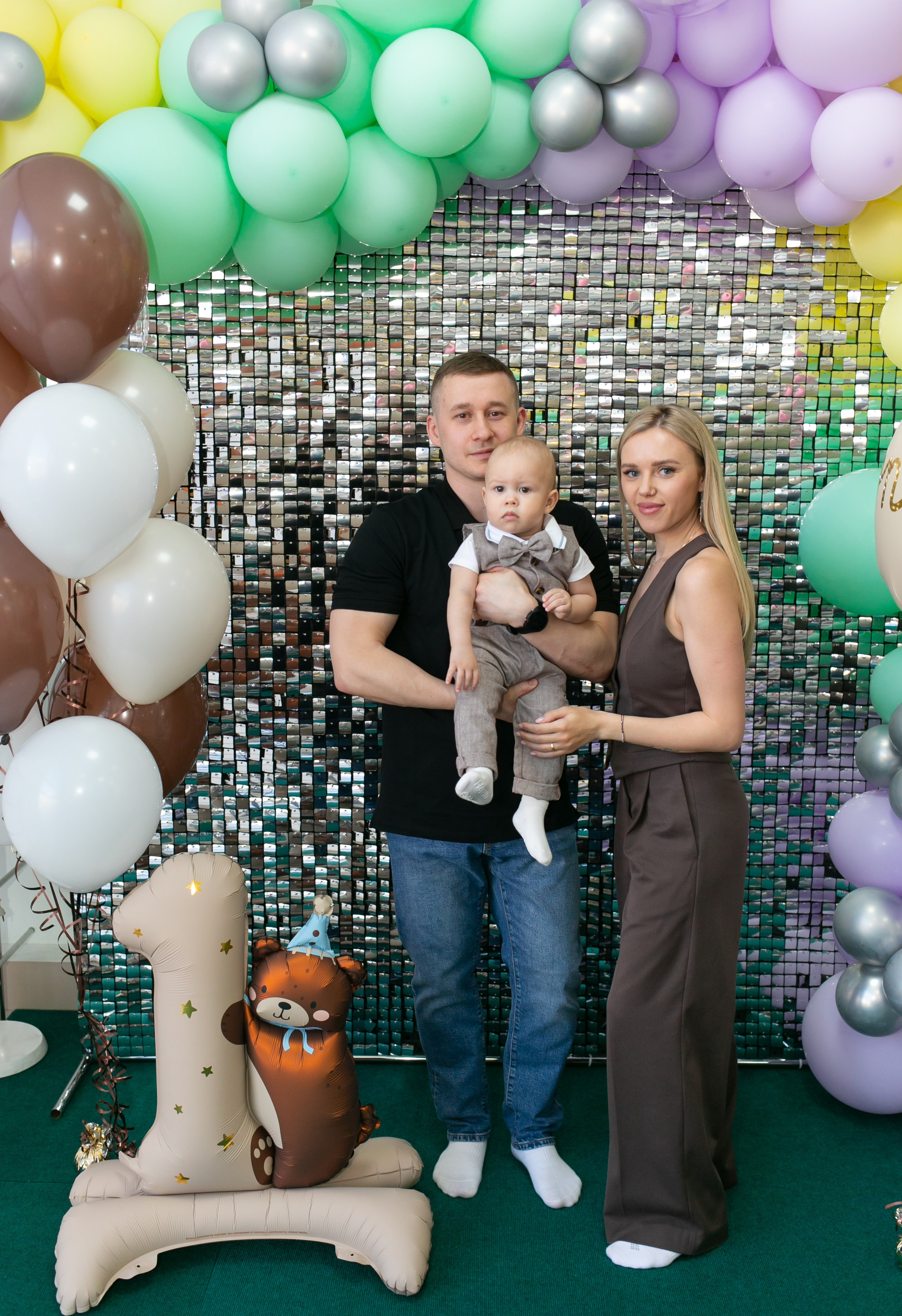 Белый кролик. Годик. Фотограф новорожденных и семейный фотограф НСО г. Бердск Марина Львова