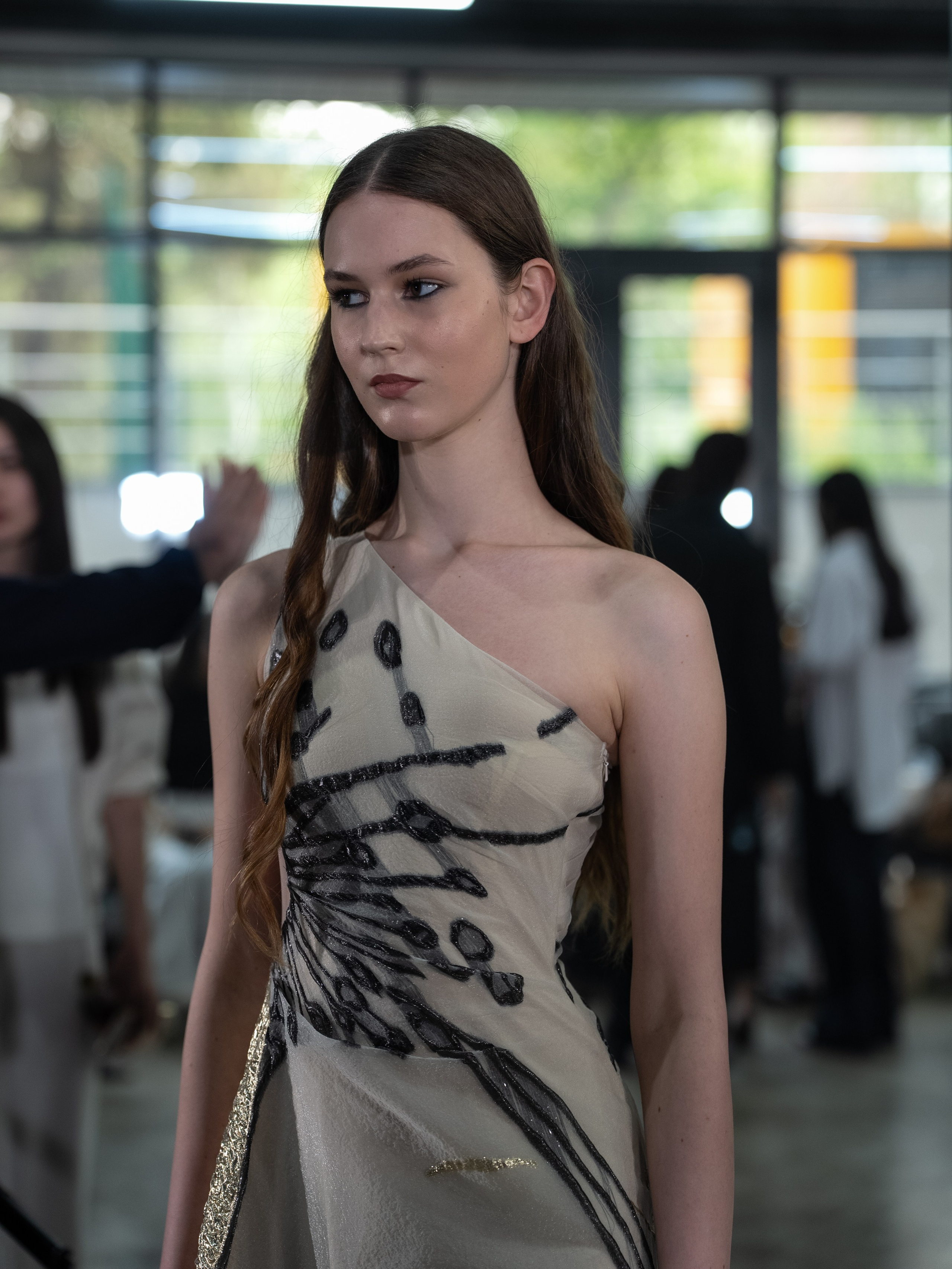 Visa Fashion Week Pre-Fall 2026 April BackStage Day 1. Сайт Алматинского НЮ АРТ, будуар и фэшн фотографа Дениса Карпенко
