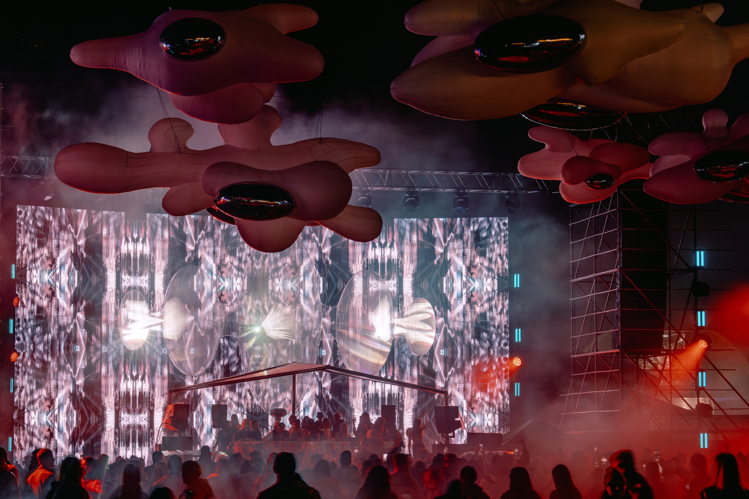 New Star Weekend, SILA SVETA. @tomrus: Рустам Шагиморданов — фотограф