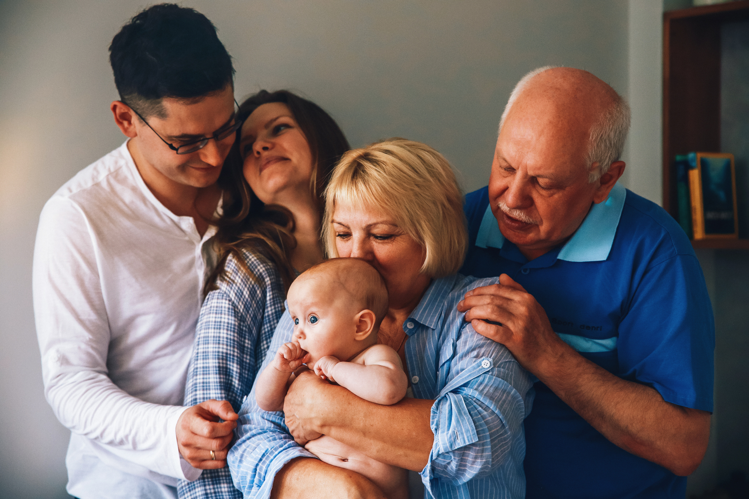 Семейная фотосессия дома. Детский и семейный фотограф в Москве Алёна Шестунова