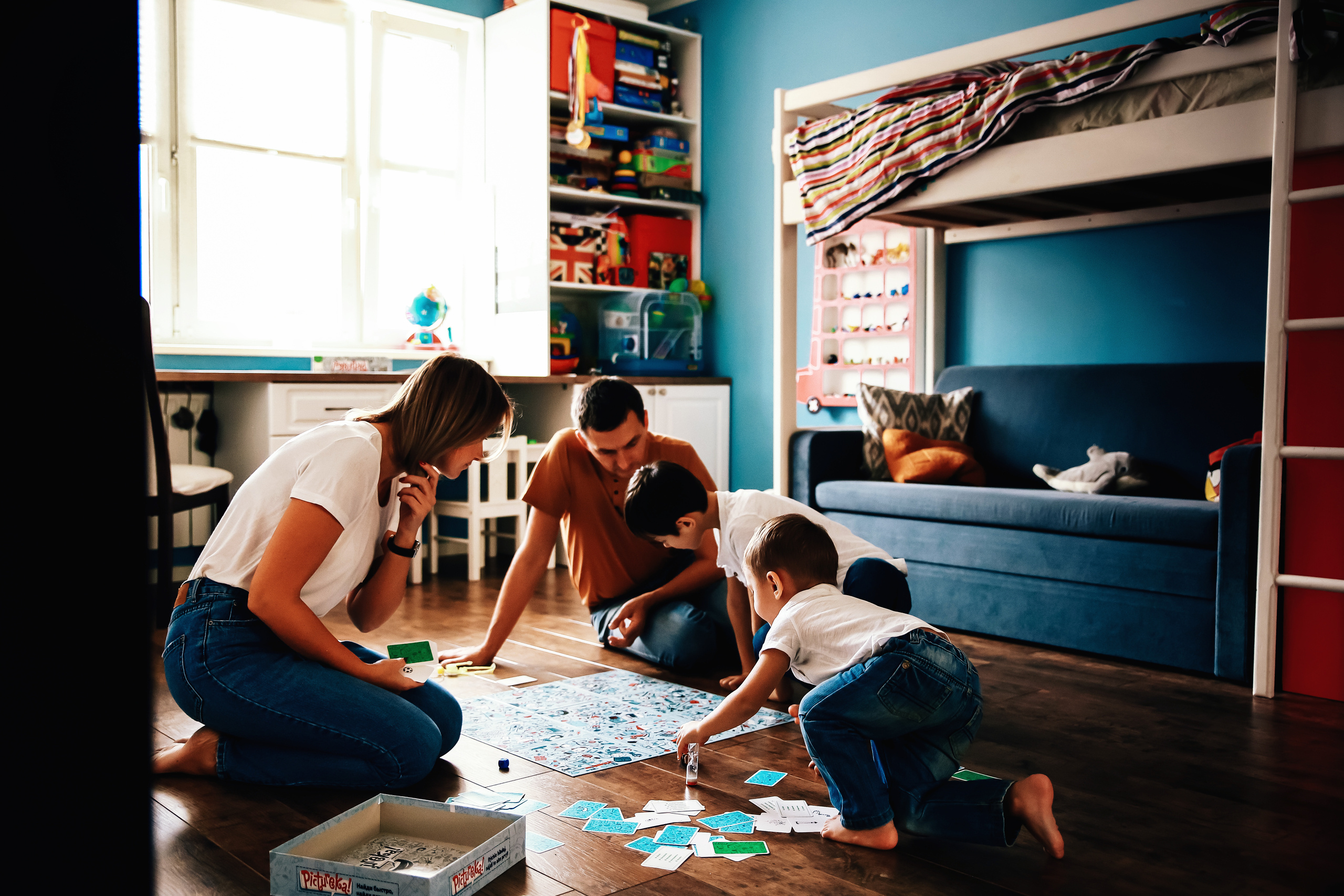 Семейная фотосессия дома. Детский и семейный фотограф в Москве Алёна Шестунова