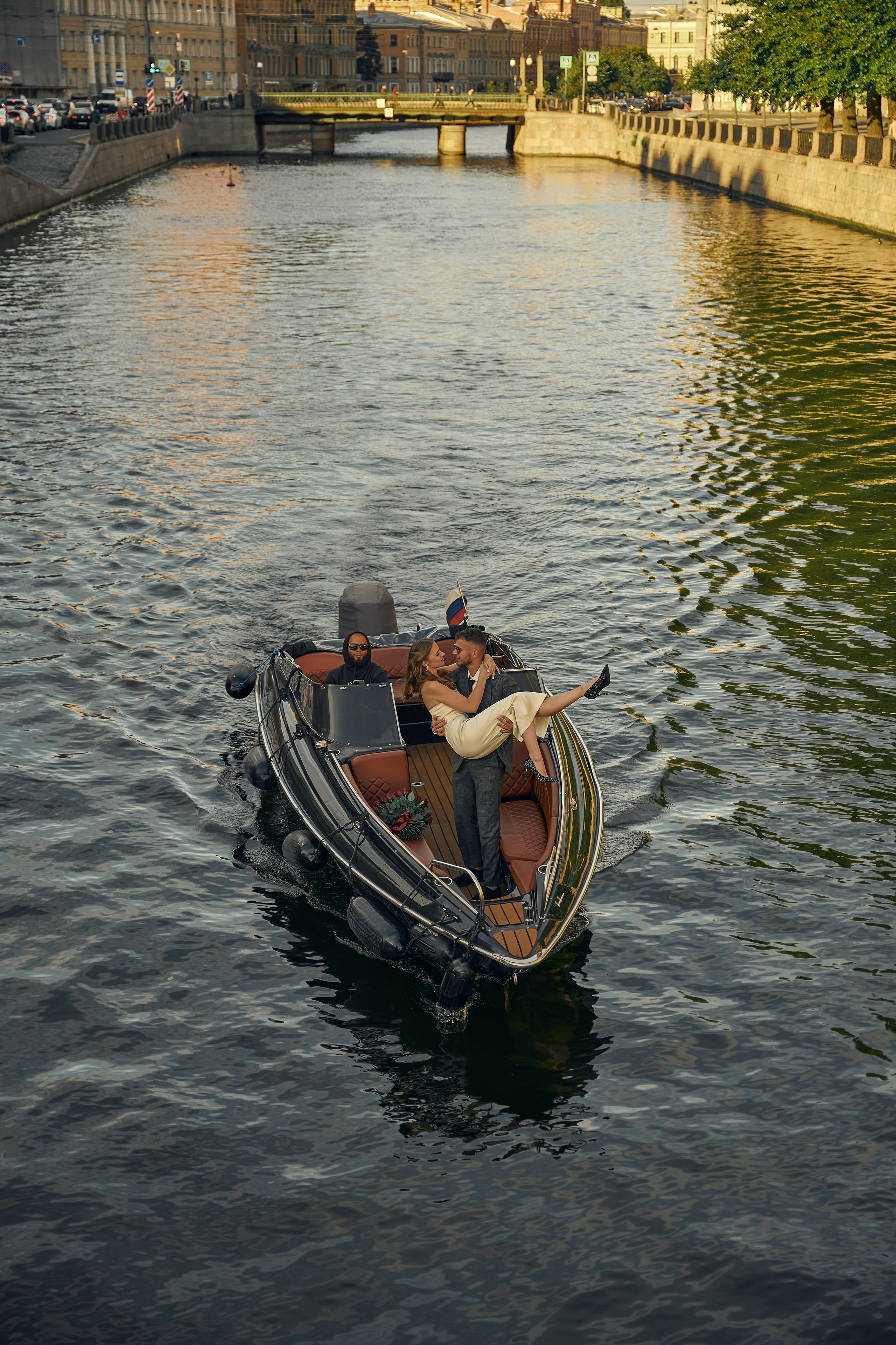 WEDDING / LOVE STORY