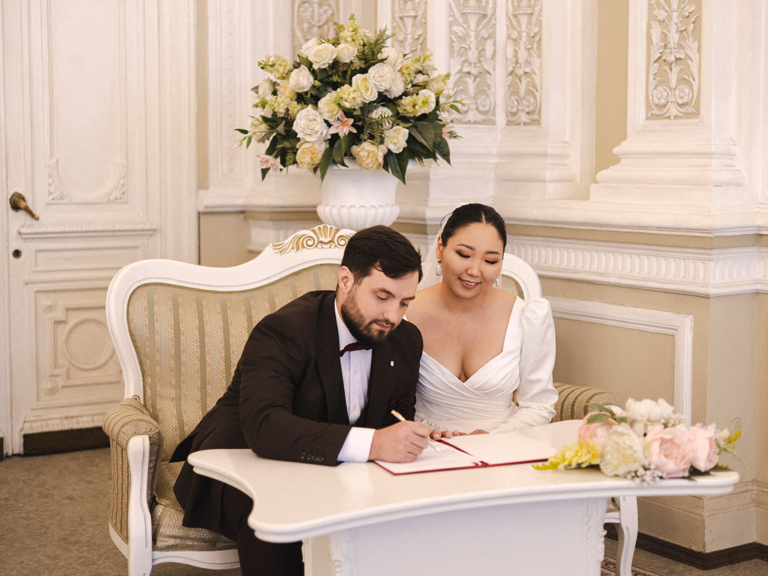 Дворец бракосочетания на Английской набережной. Фотограф СПБ Засорина Юлия