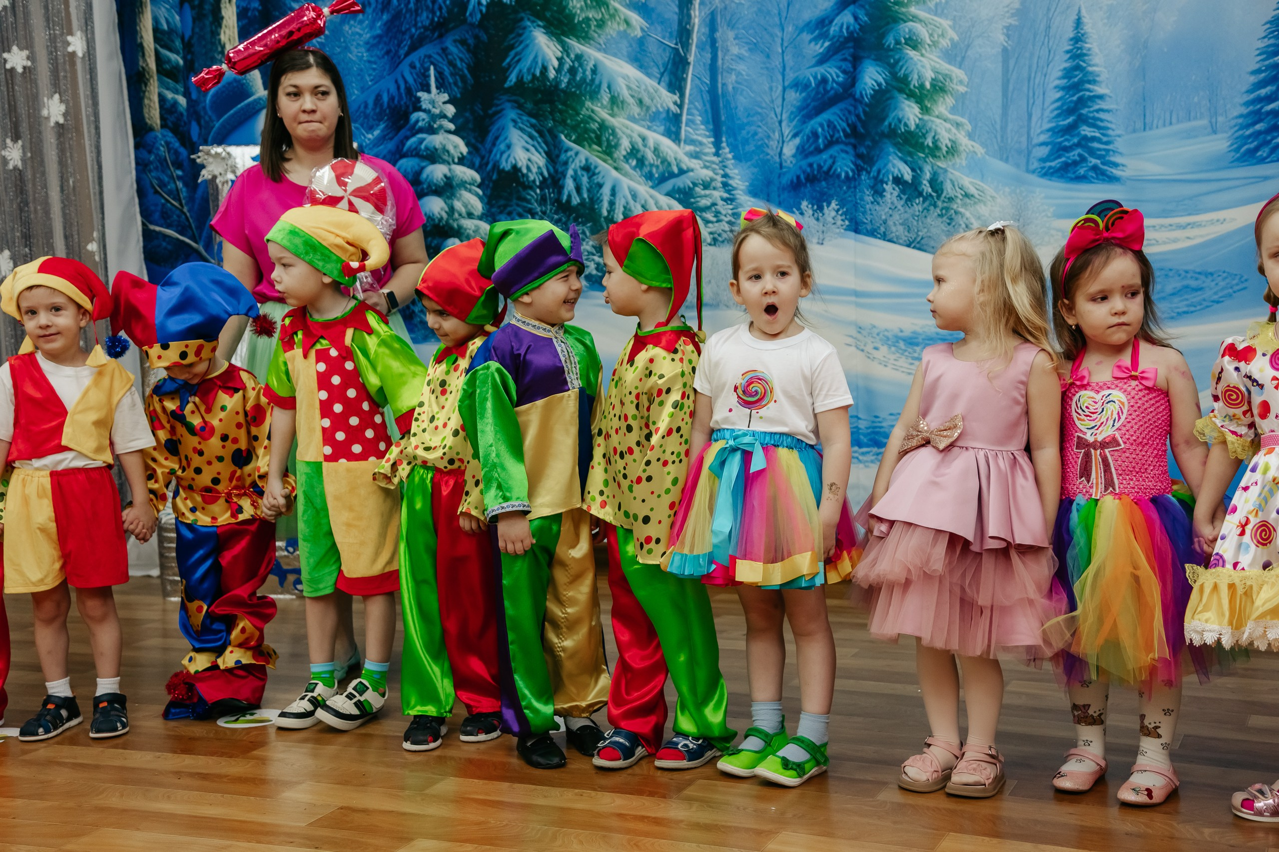 Репортаж в саду (утренник/день в саду). Фотограф на первый годик, семейный и детский фотограф в Новосибирске