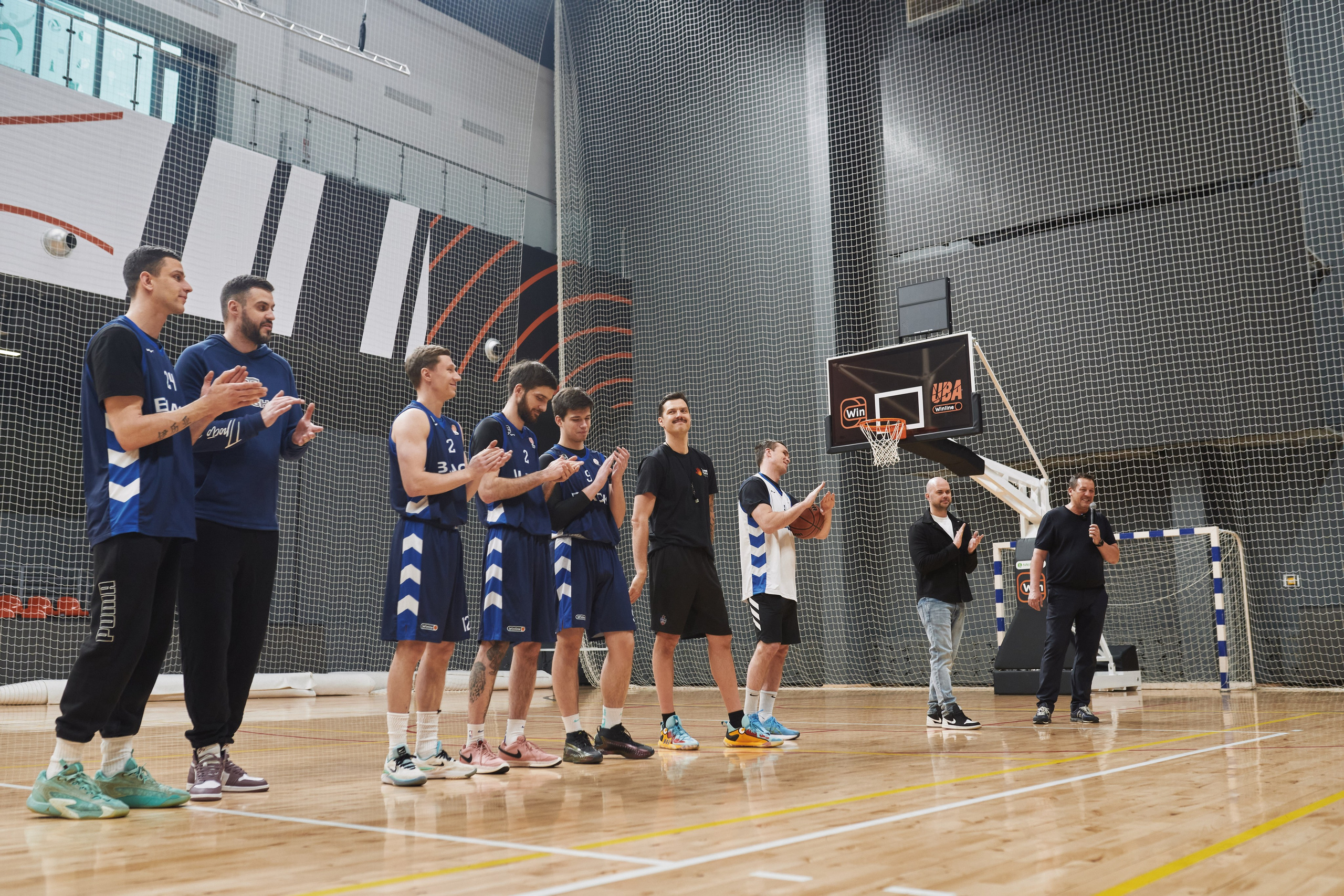 Новогодний баскетбол 2025. Детская лига. Евгений Бреча. Коммерческий и бэкстейдж фотограф в Москве