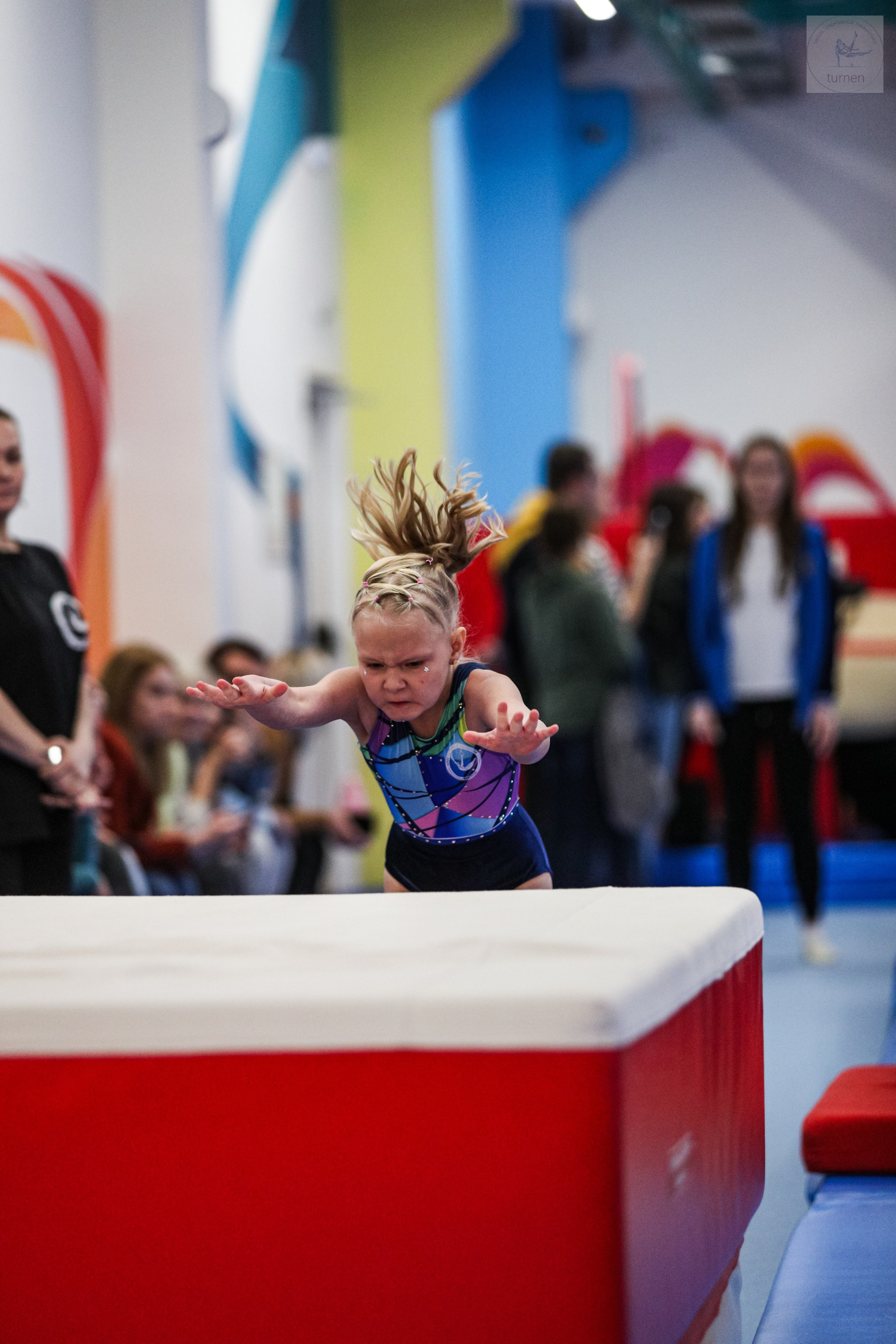 Спортивная гимнастика. Юниоры. Фотограф в Москве портреты | репортажи | спорт