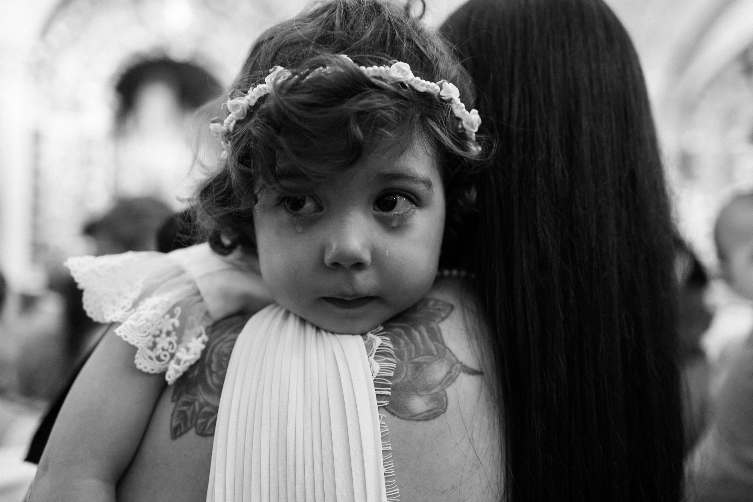 PLANT A TREE. Wedding photographer in Europe