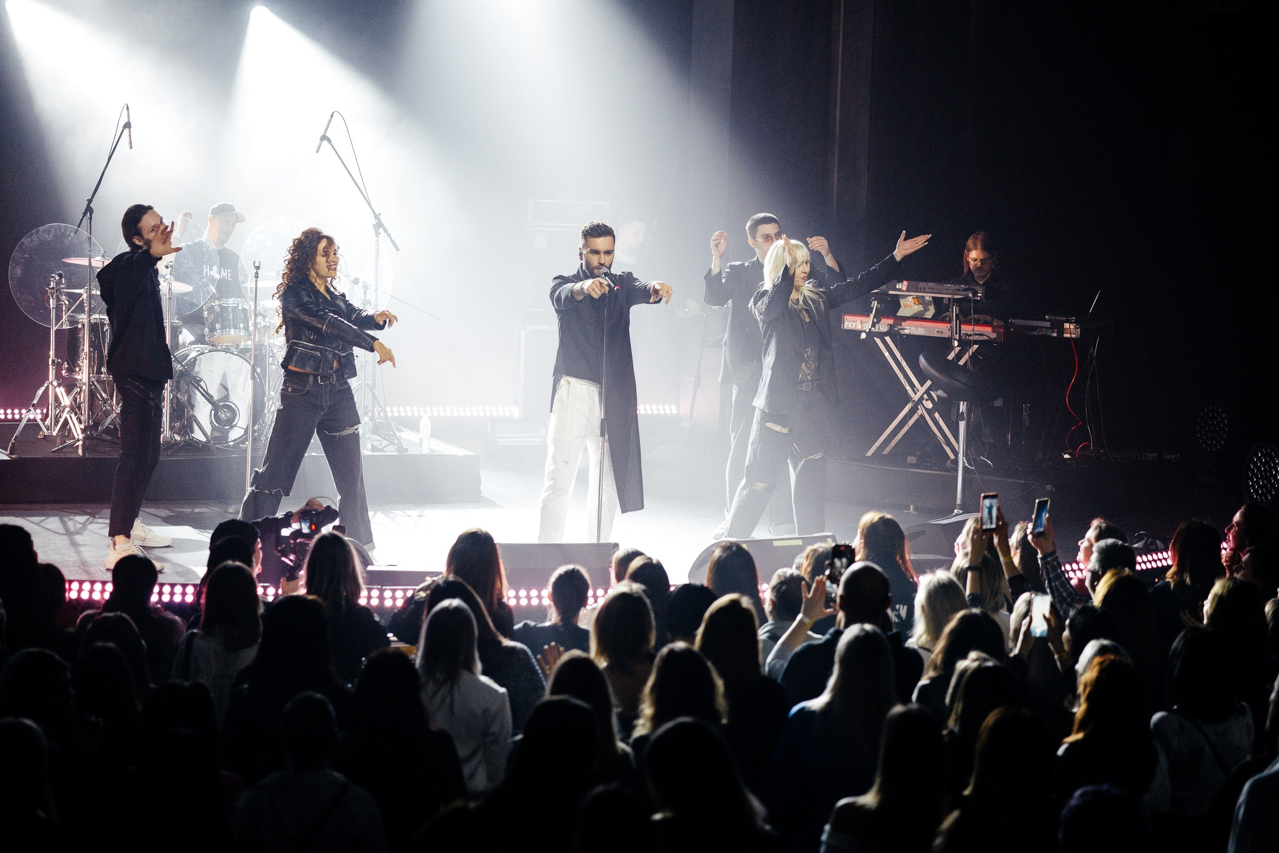 НОДАР РЕВИЯ. Фотограф в Москве Алексей Виноградов
