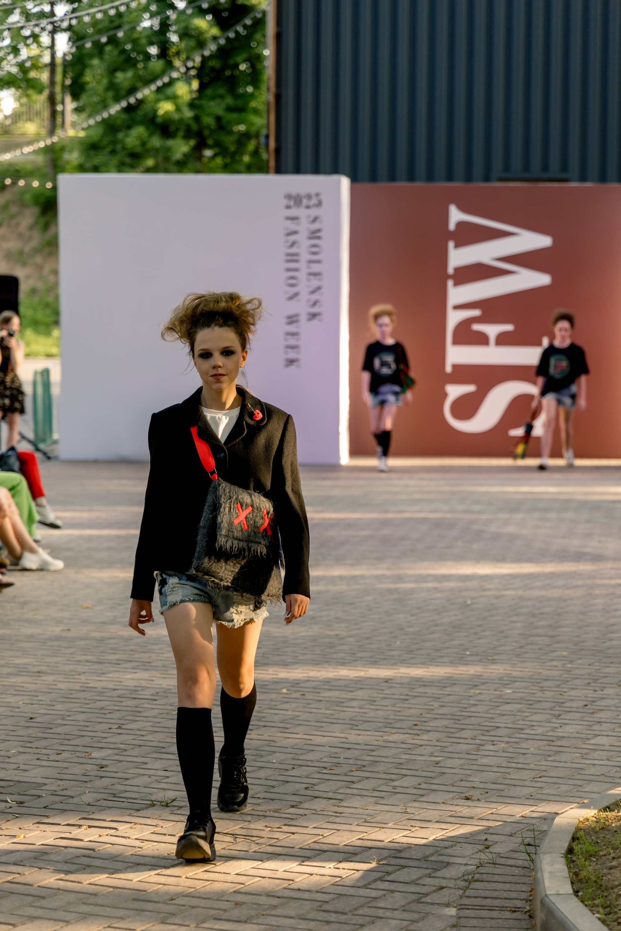 Smolensk Fashion Week 2025_показы_ДЕНЬ 1_ВЕЧЕРНИЙ ПОКАЗ_19:00. Главная