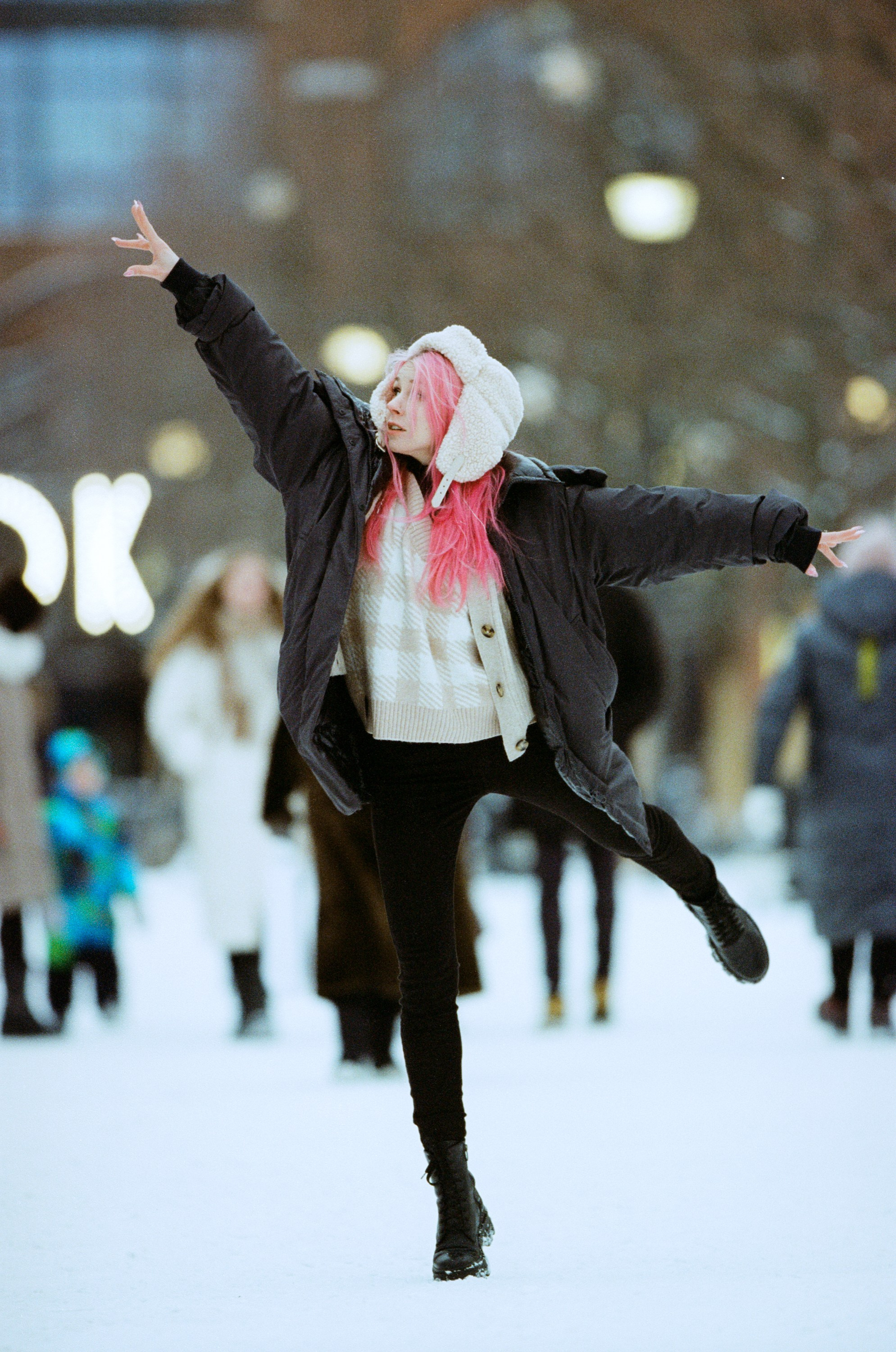 Kodak Vision3 250D Canon 30 + Canon EF 300mm f/2.8 L IS USM