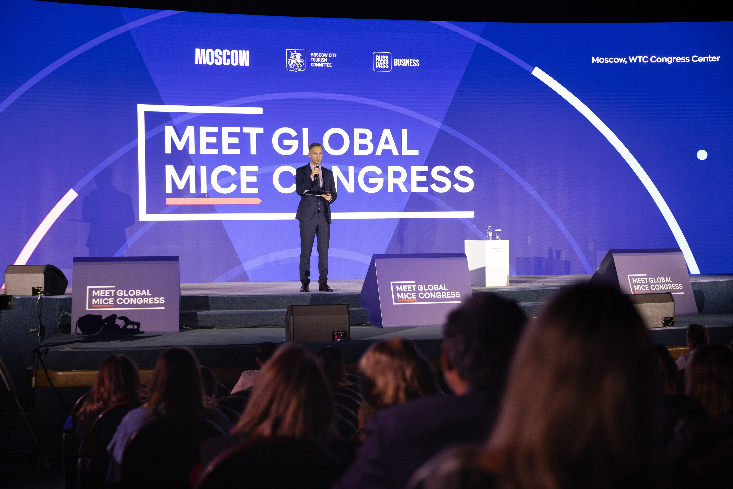 MGMC. Коммерческий, репортажный фотограф в Москве Лейла Мару