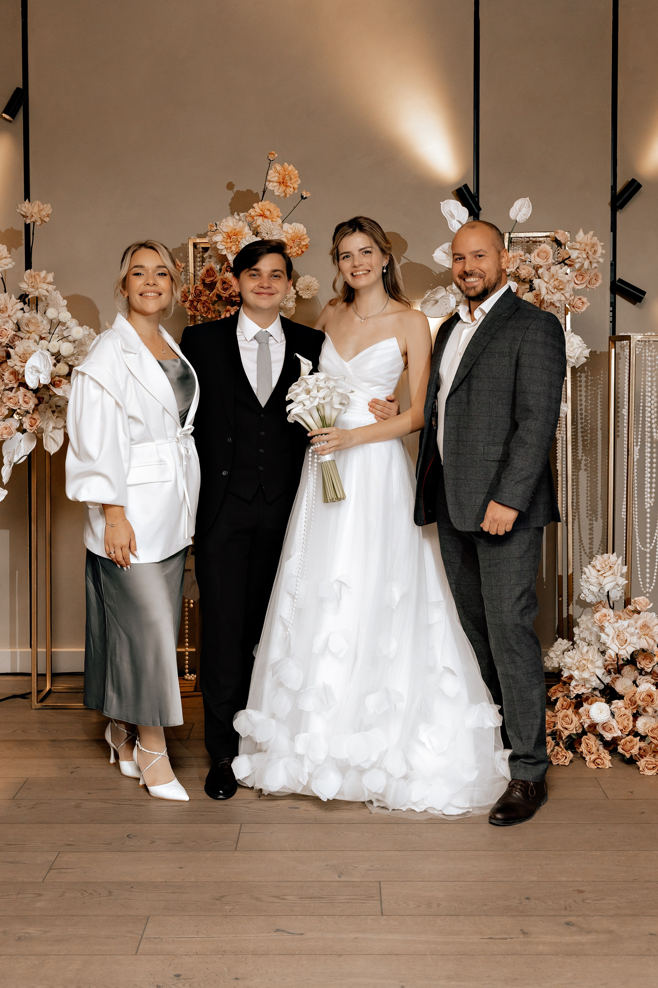 Свадьба «Парк Горького» Артём-Юлия. Свадебный/Портретный фотограф снимаю в Москве