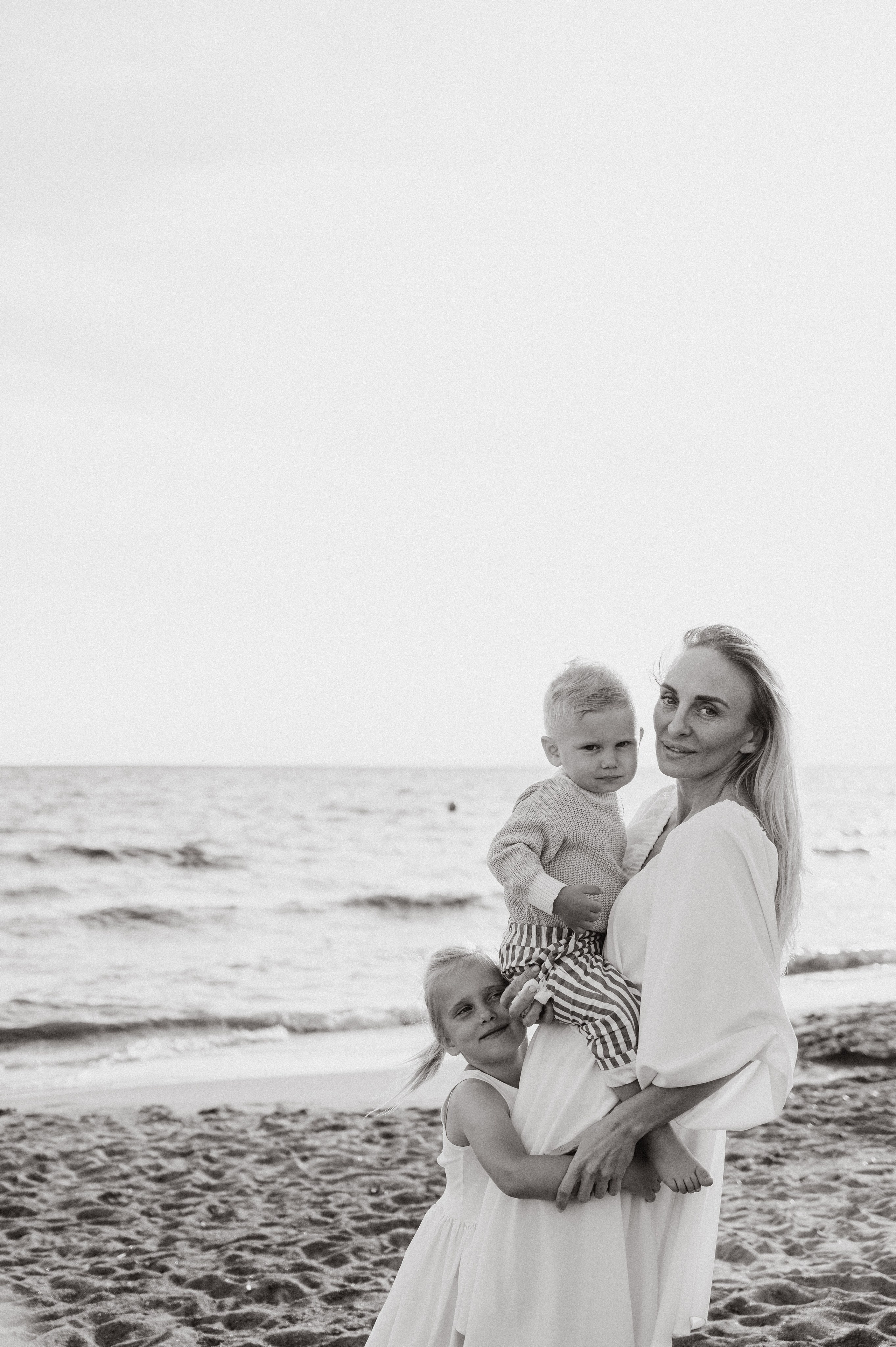 Юлия. Профессиональный фотограф беременности в СПБ. Стильные фотосессии беременности в стиле минимализм и классическая фотография