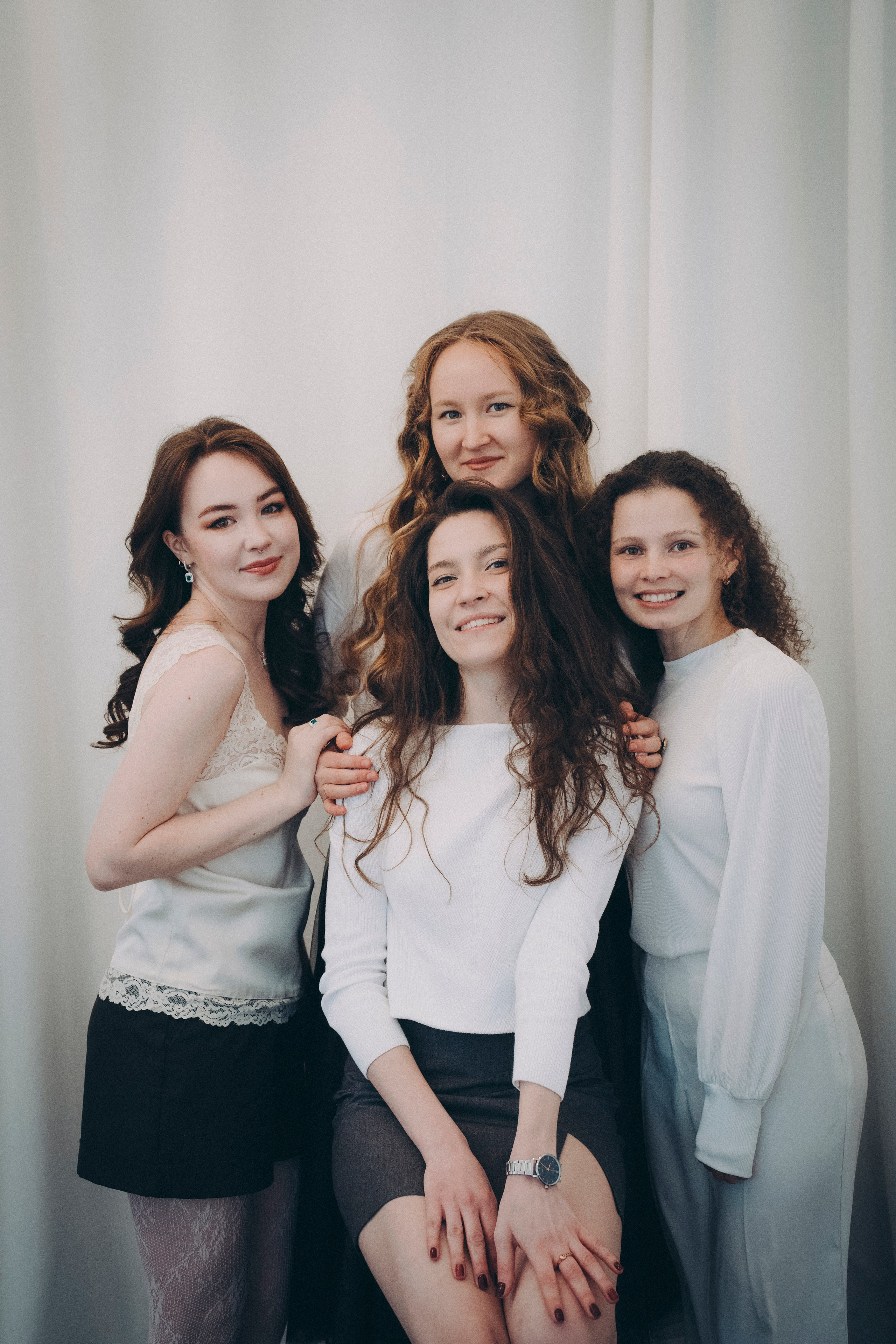 Подружки. Главная