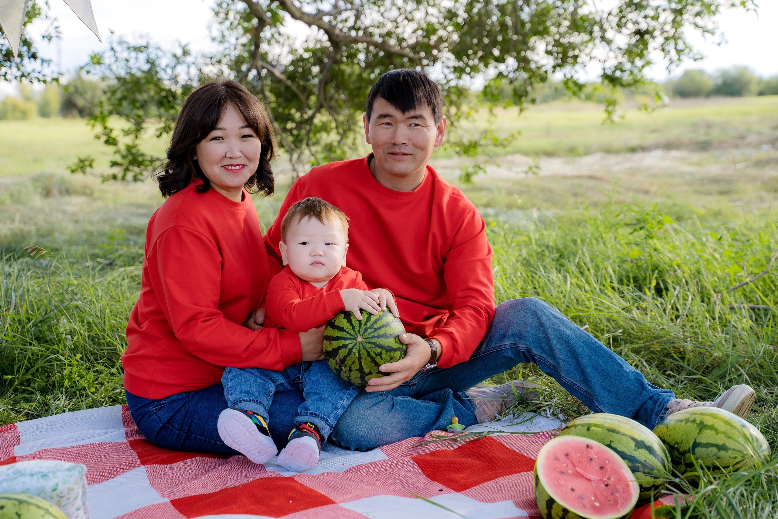 Комплекты Family look. Фотостудия Малина в городе Улан-Удэ. Фотограф Ирина Жарникова