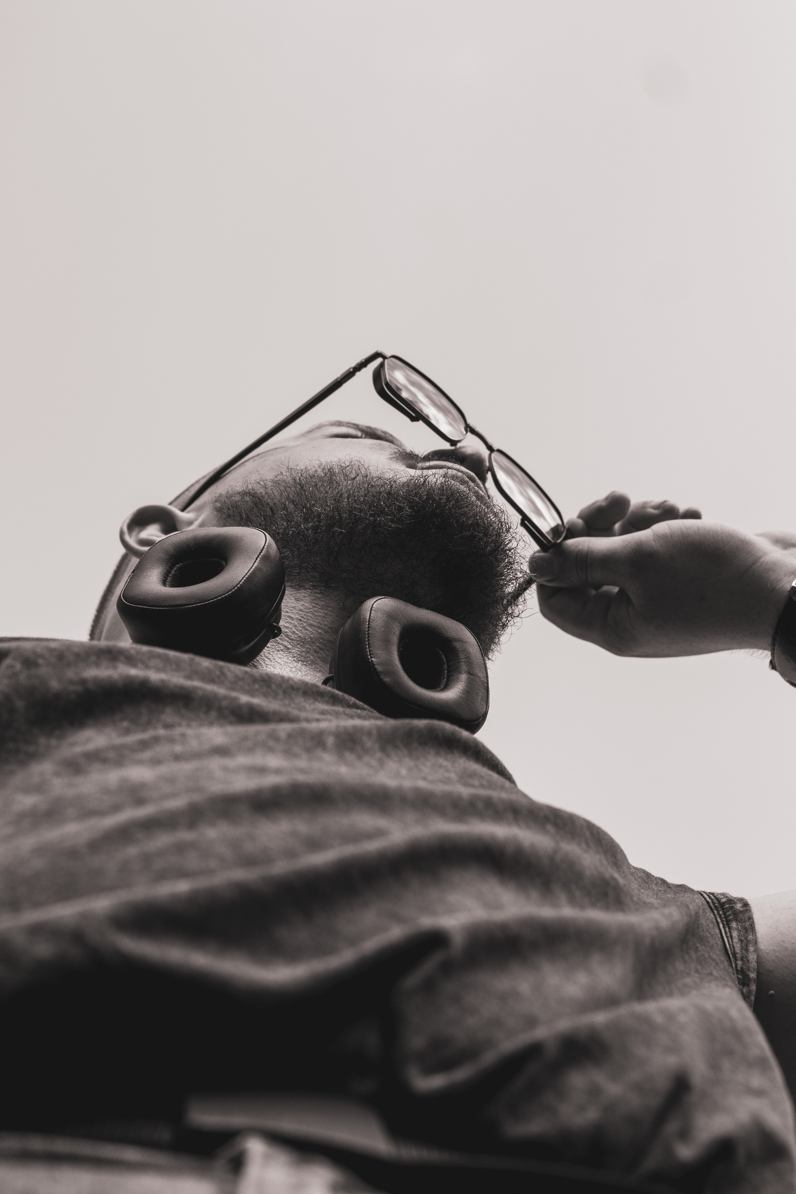 Портретный фотограф в Орле. Готовые фото за 3 дня! Помощь в позировании. Советы по организации