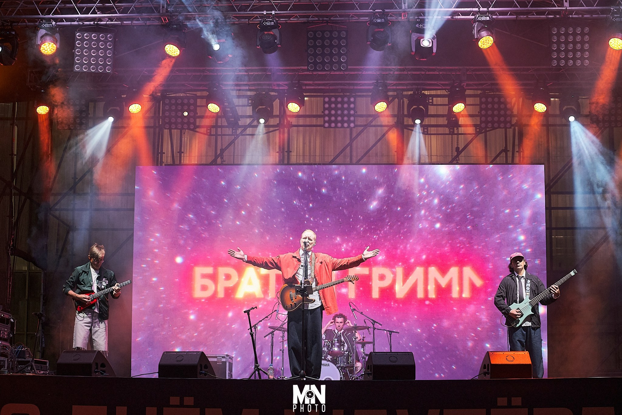 Симфония драйва и эмоций! День Шахтера в Междуреченске, где ДК “Распадский” и “Братья Грим” создали настоящий музыкальный шедевр! Никита Максимов в восторге.