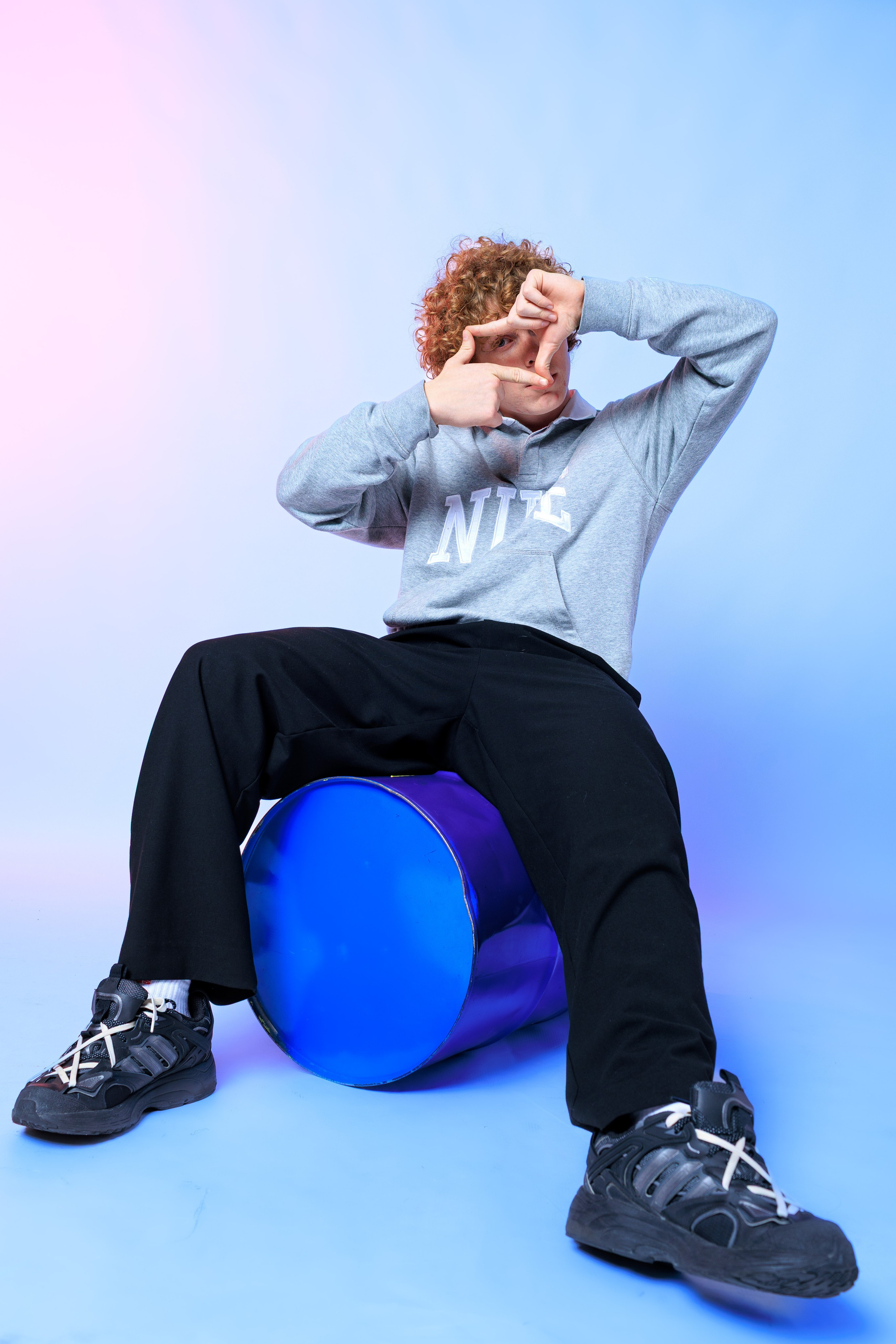 Смотреть фотки в фотостудии. Выпускные альбомы Геленджик, Новороссийск, Краснодар, Туапсе