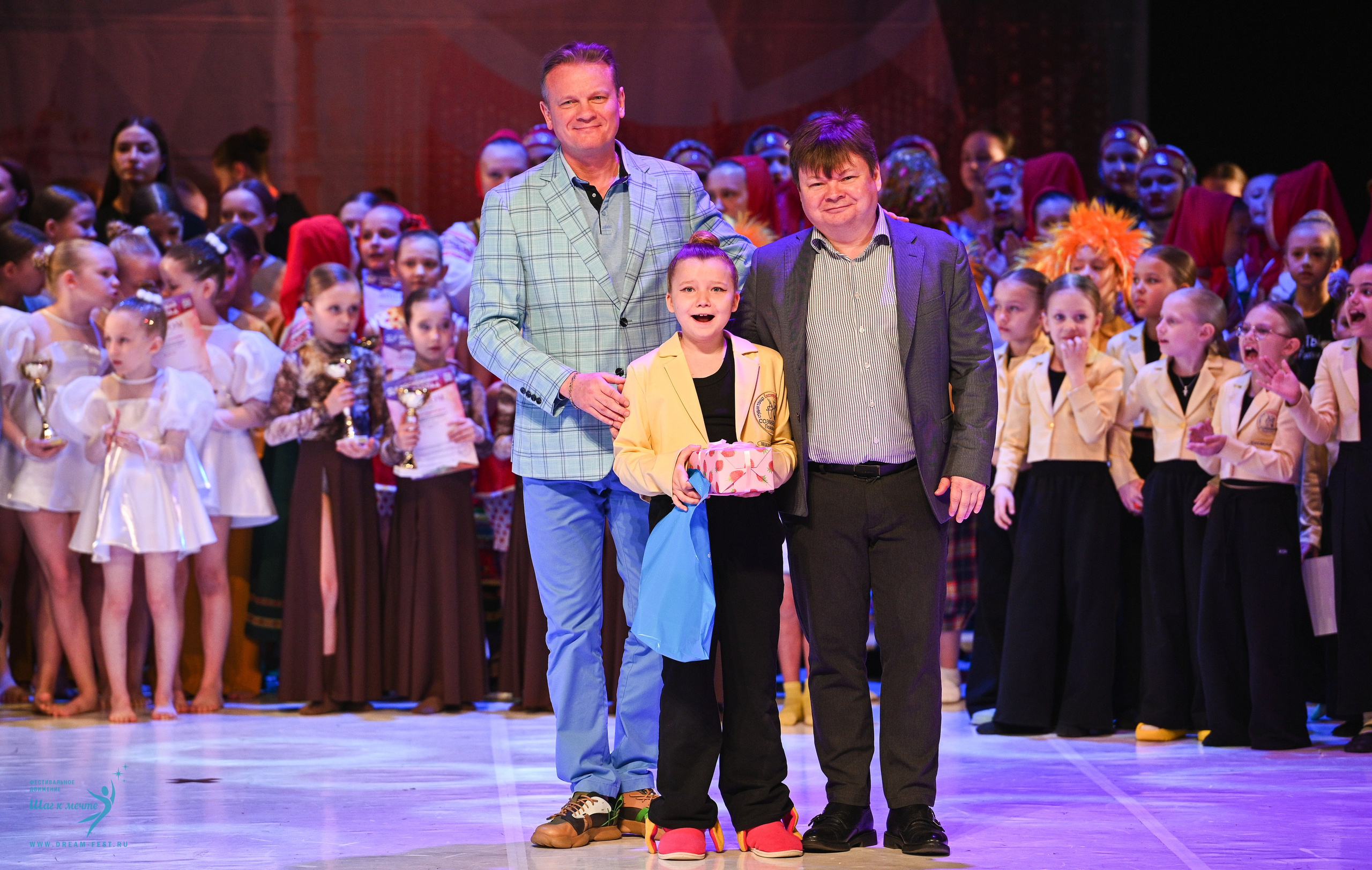 17.05.2025 «Московский Звездопад» Фестивальное движение «Шаг к мечте» г. Москва. Медиастудия Фото Концепт